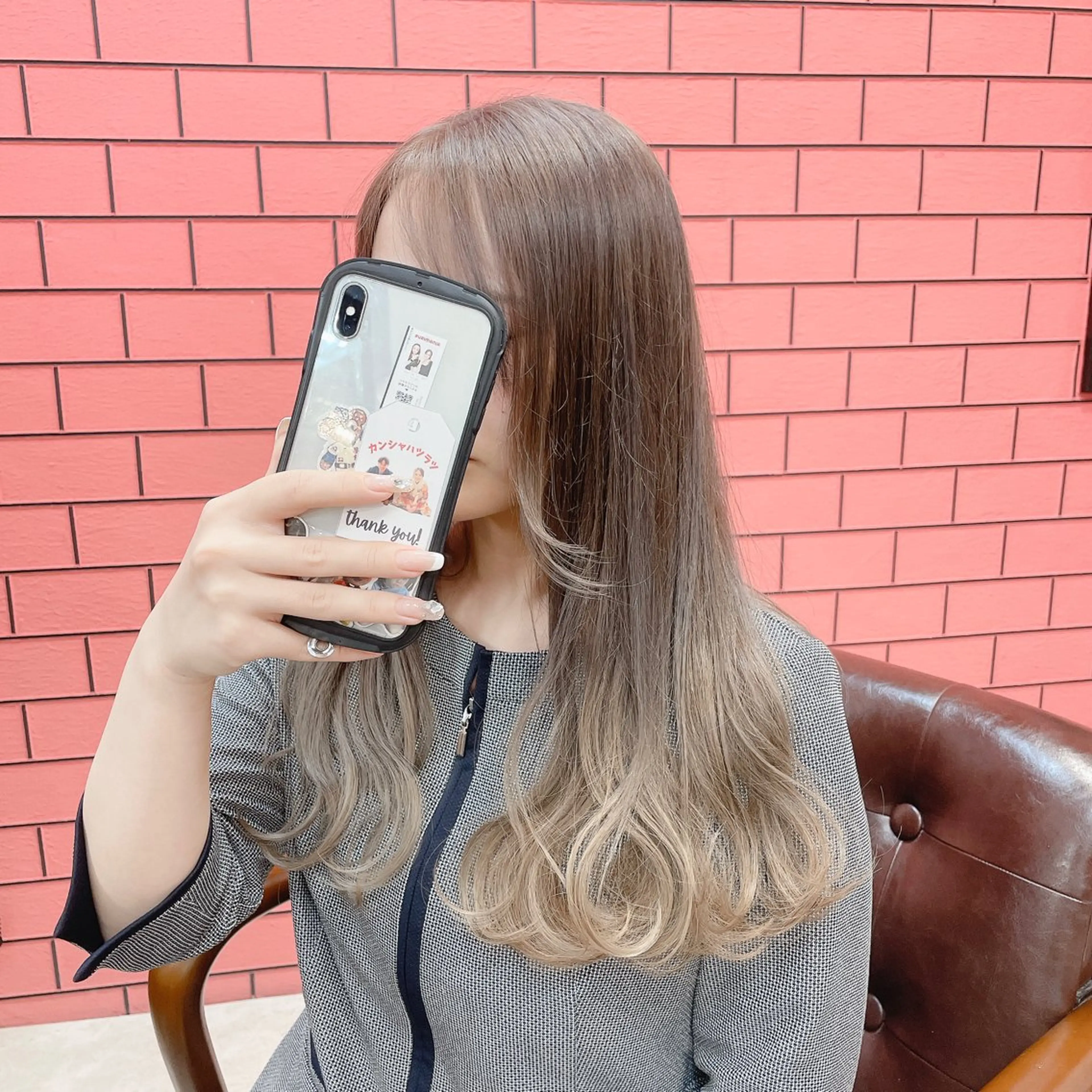 ロング カラー バレイヤージュ ベージュカラー ブリーチ ケアブリーチ ダブルカラー ヘアカラー トリートメント デザインカラー 髪質改善Lilithのその他イメージ