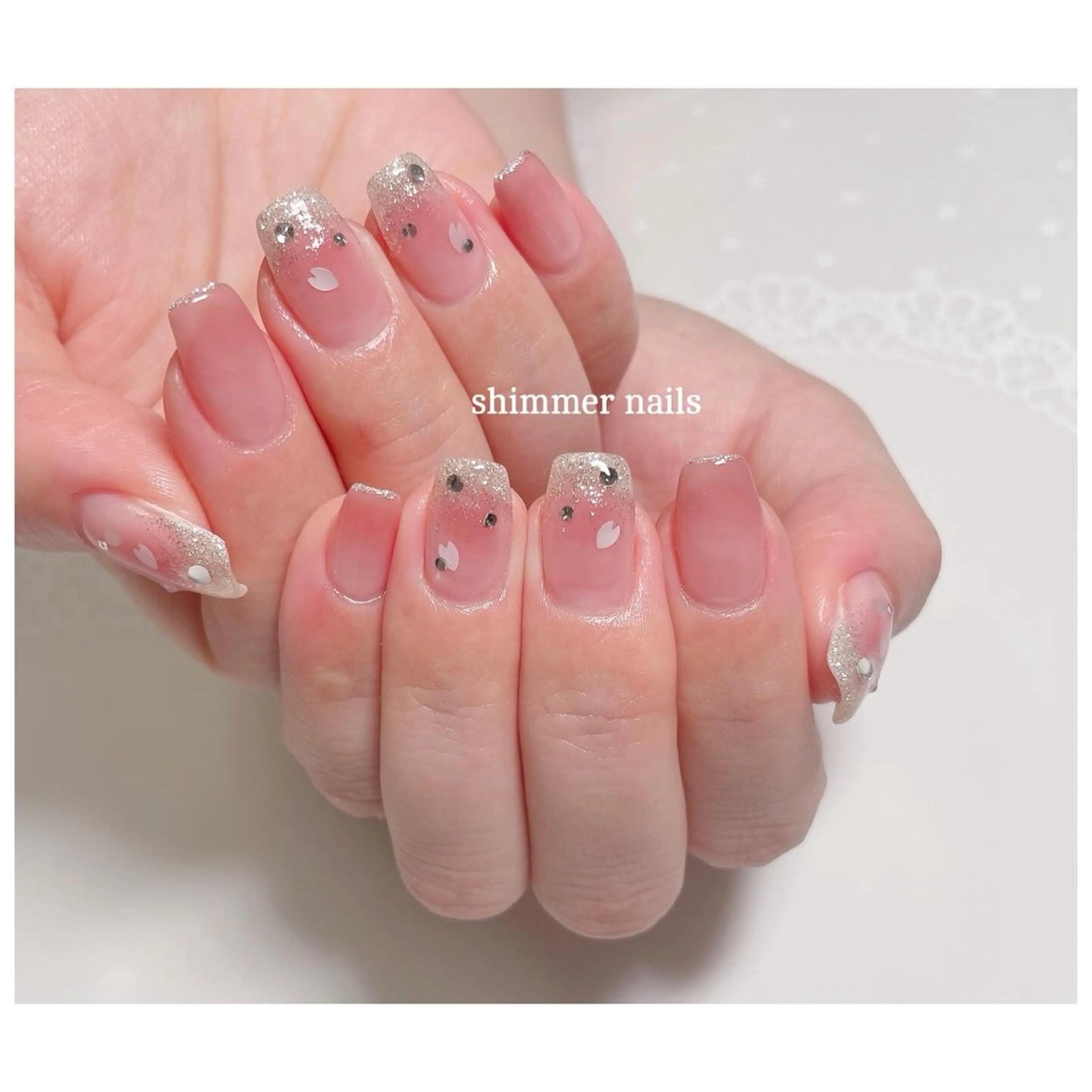 ネイル shimmer nailsのネイルデザイン