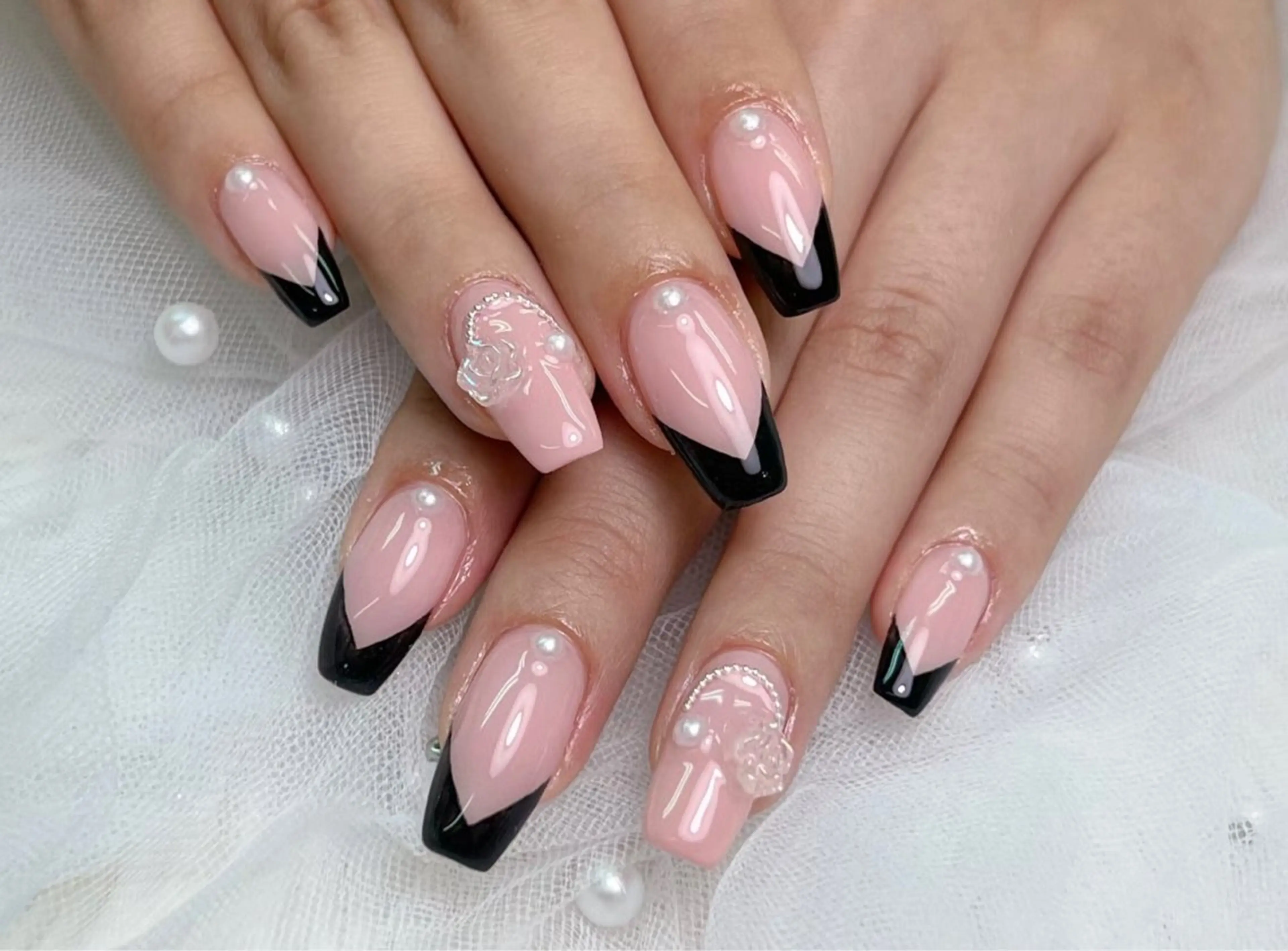 ネイル Miouミオン ネイルサロンのネイルデザイン