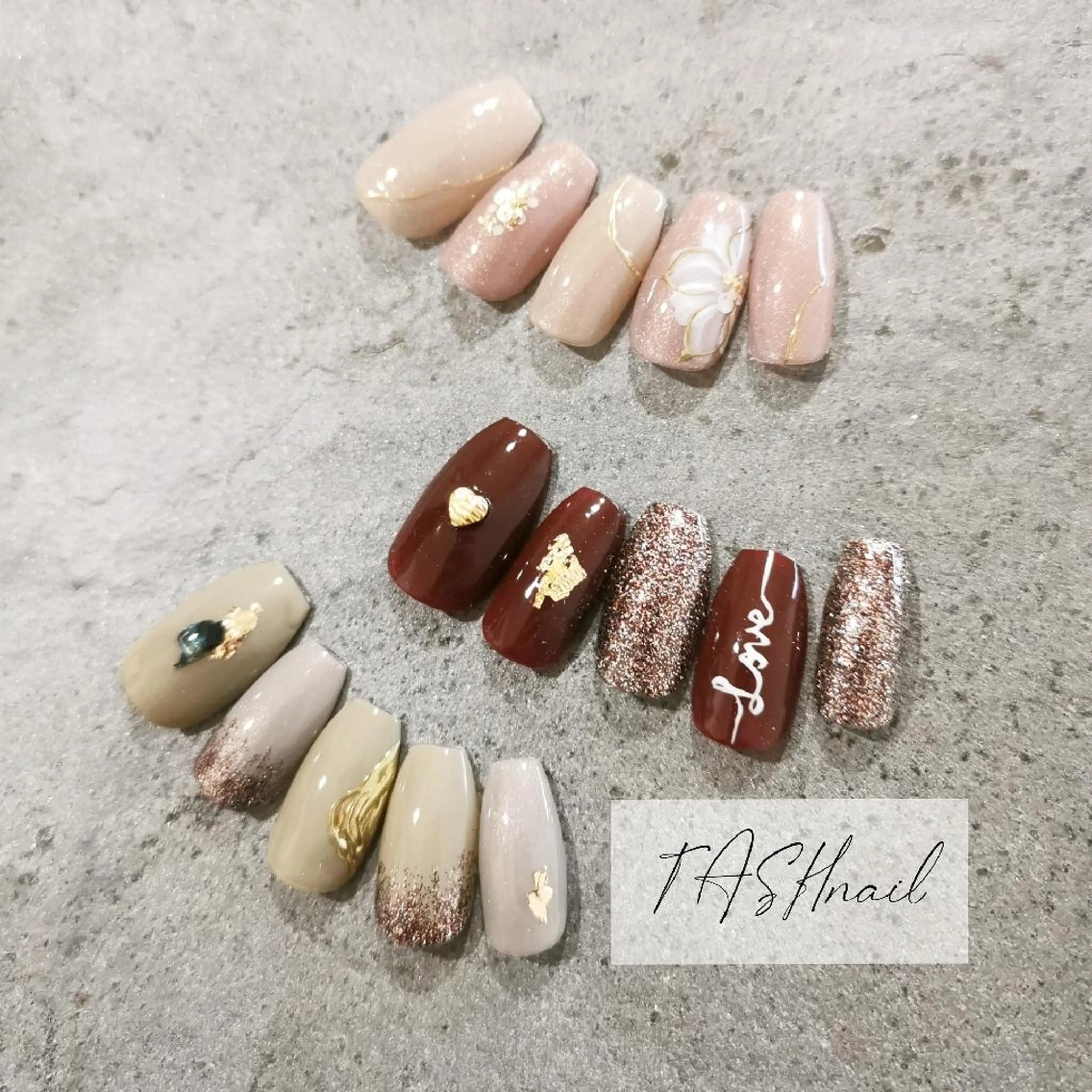 ネイル TASH nailのネイルデザイン