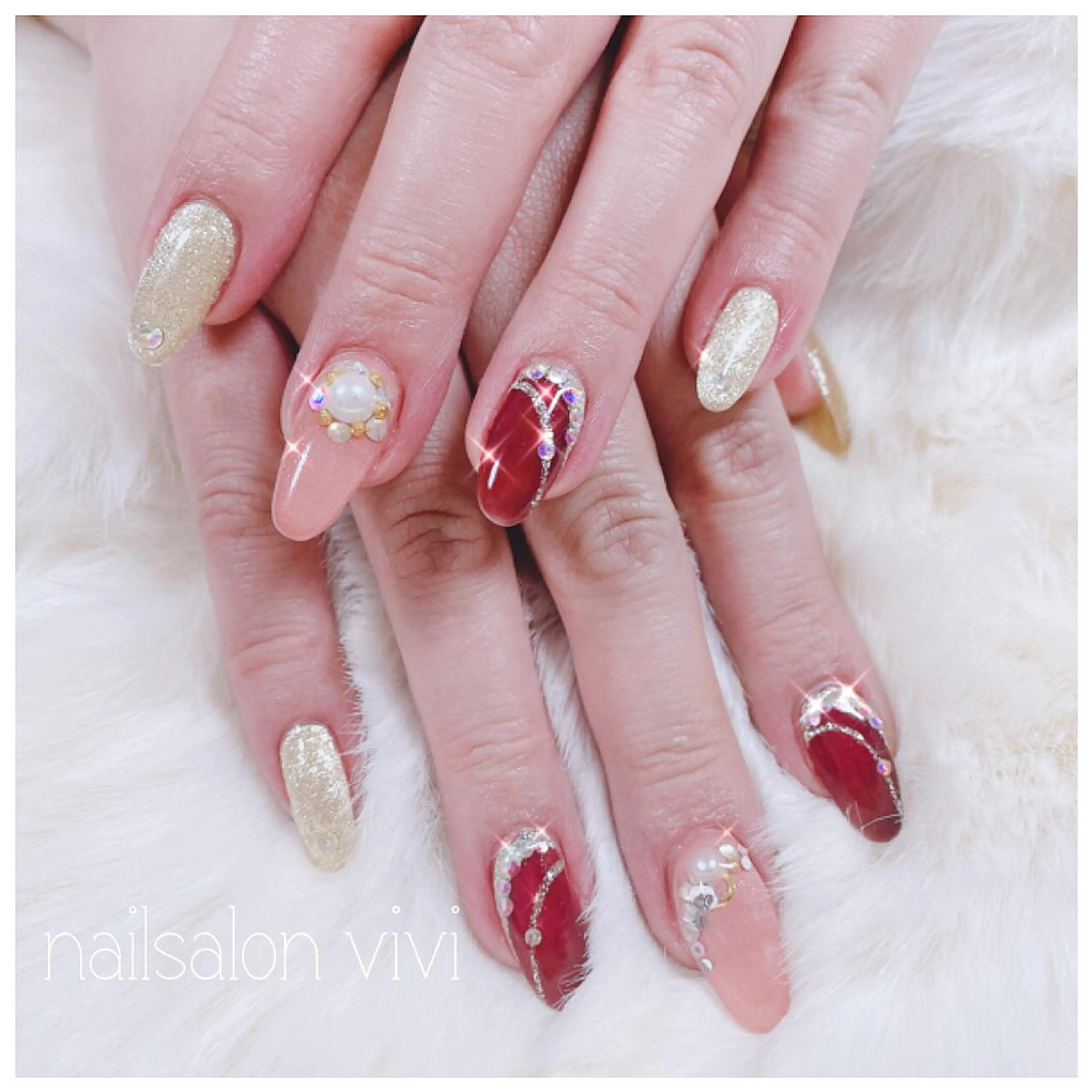 ネイル ＶＩＶＩ nailsalonのネイルデザイン