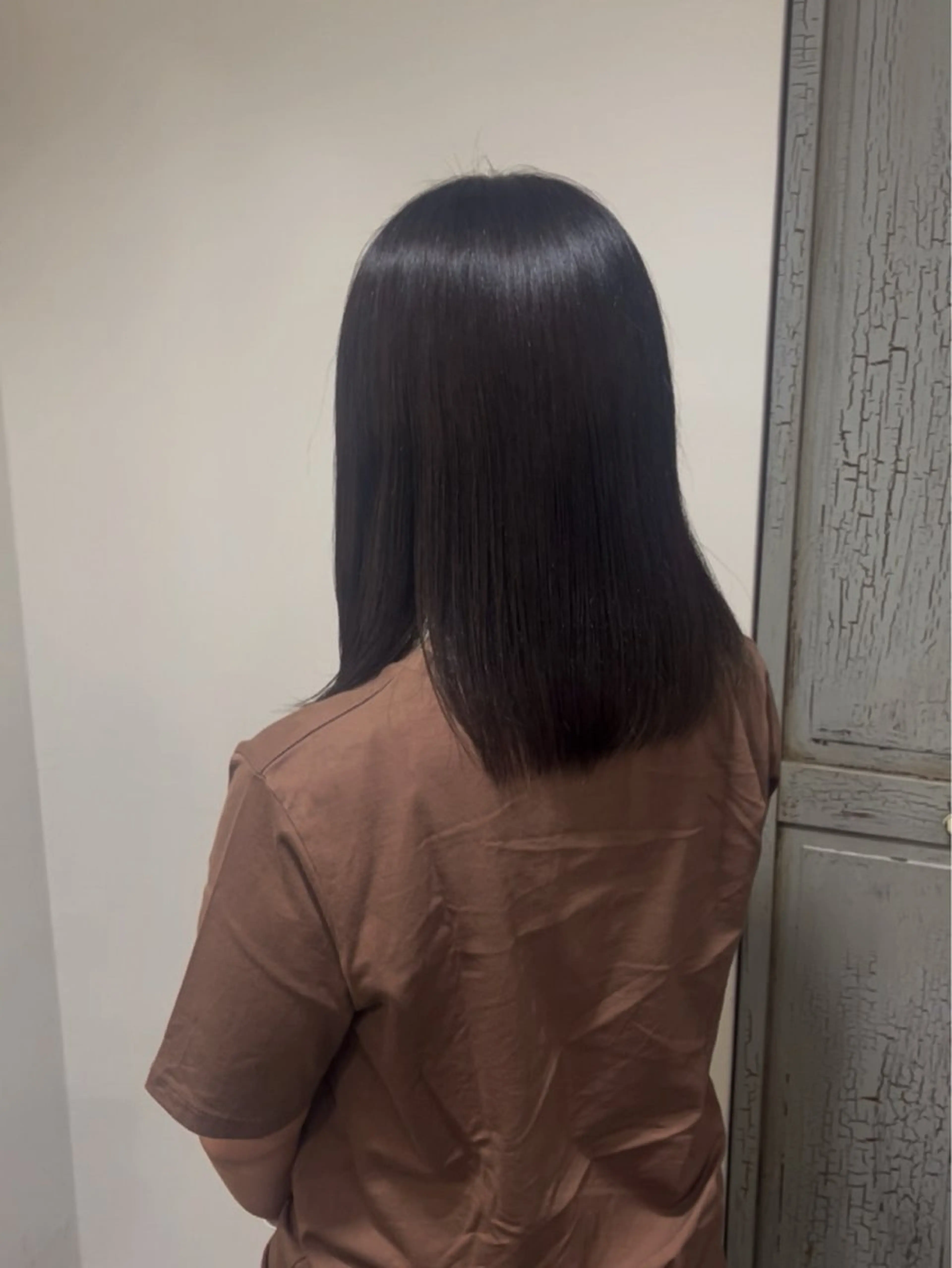 ミディアム カラー 宮澤 弥湖のヘアスタイル