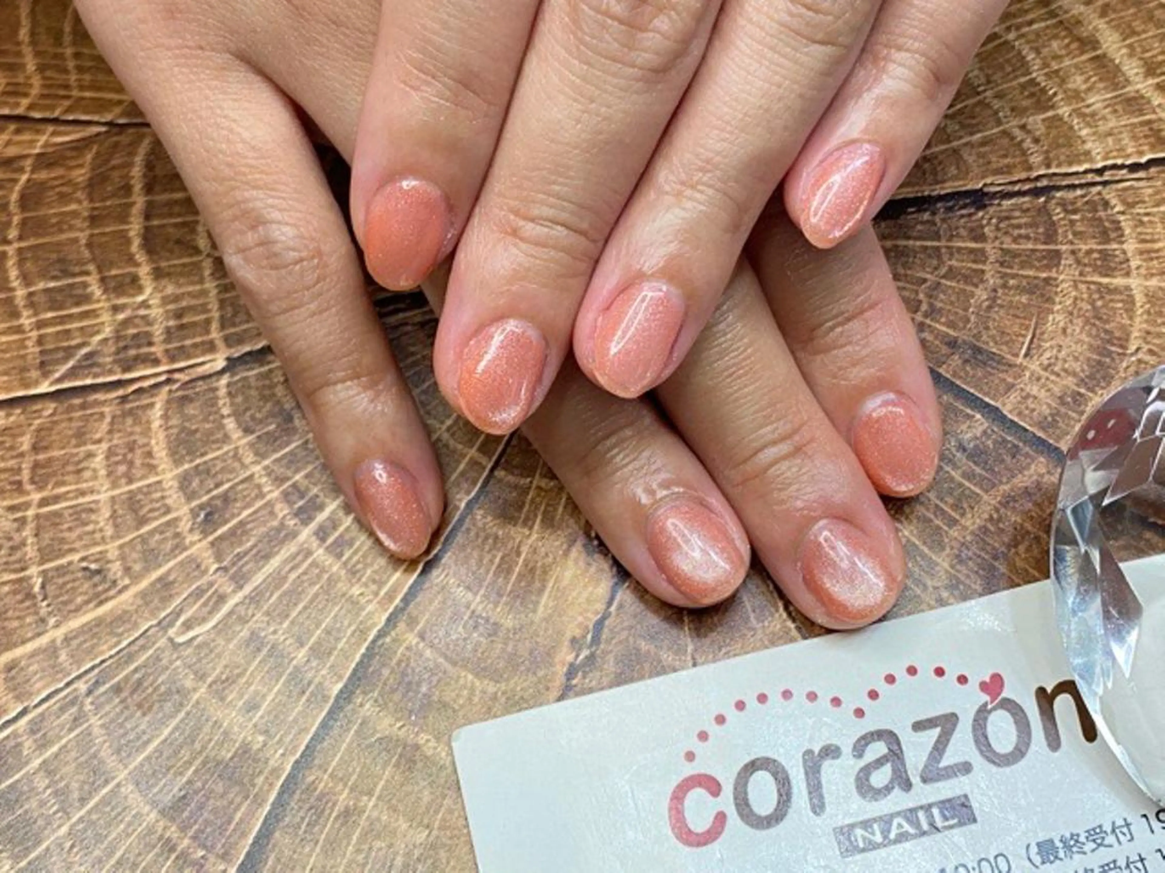 ネイル ジェルネイル マグネットネイル ワンカラーネイル ピンク ハンドネイル corazon所属・ネイリスト aicoのネイルデザイン