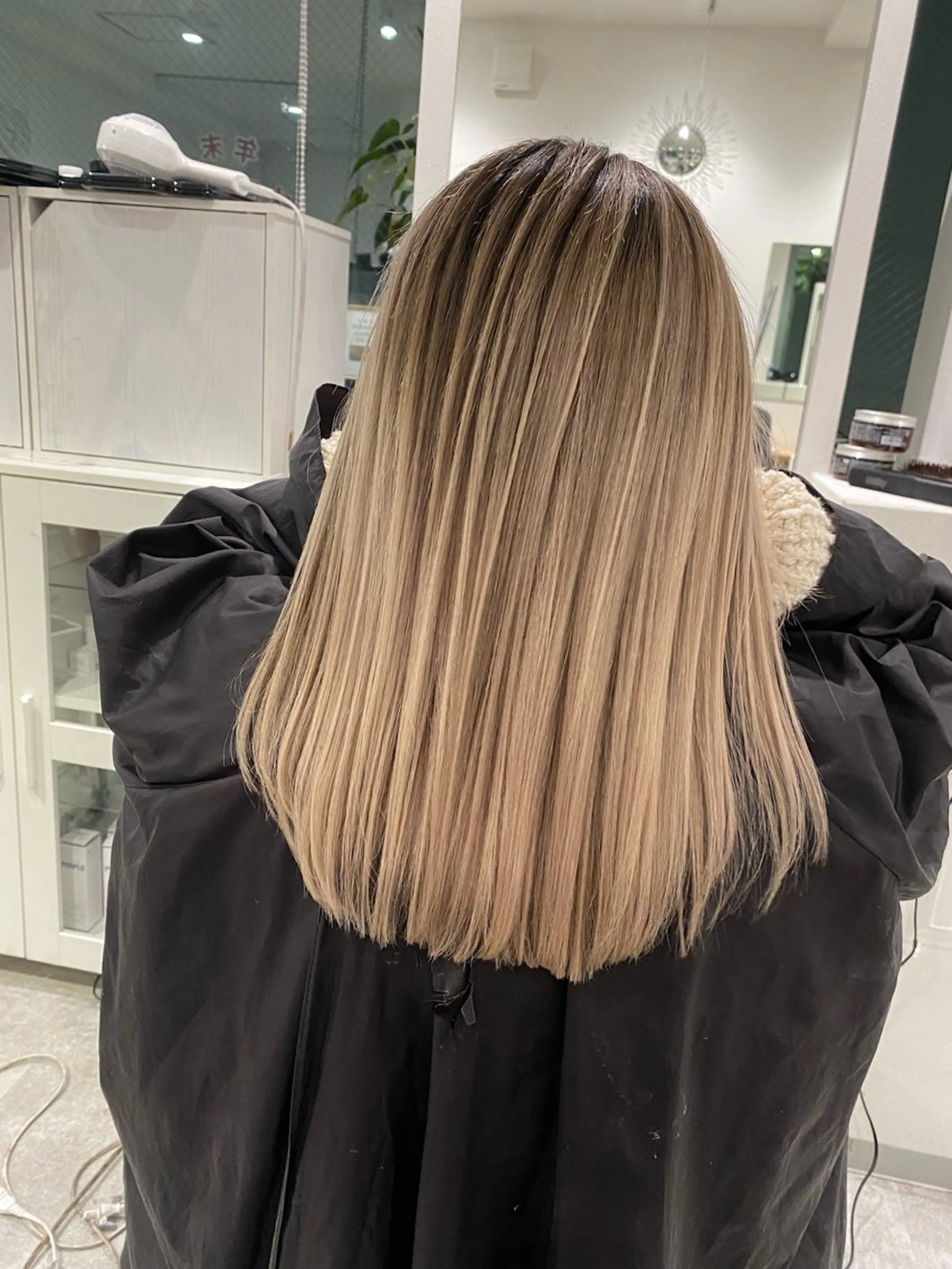 ミディアム カラー バレイヤージュ レイヤーカット トリートメント JILBLAN京都 ショート/ハイライトのヘアスタイル