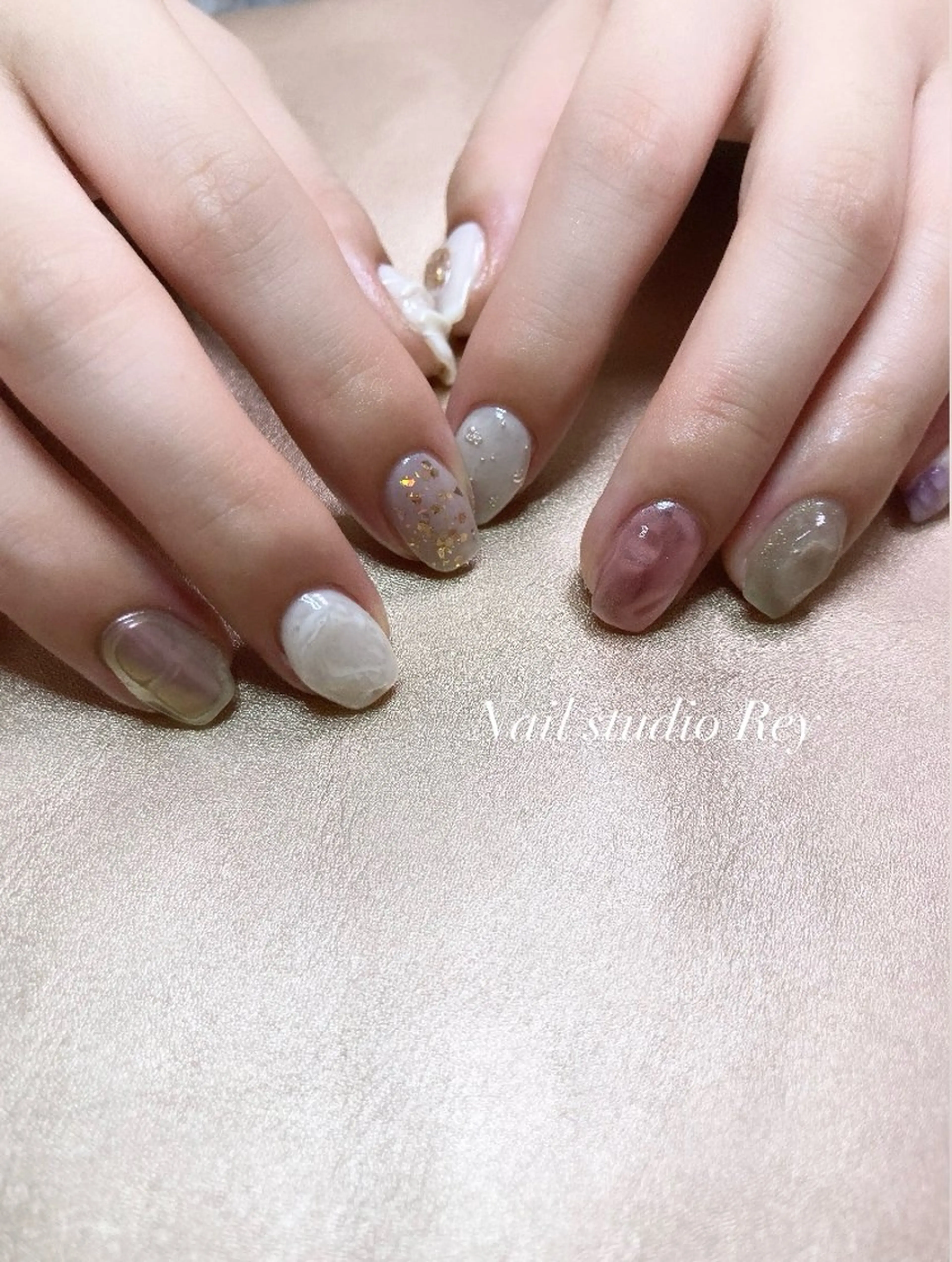 ネイル ニュアンスネイル ecrin (エクラン)のネイルデザイン