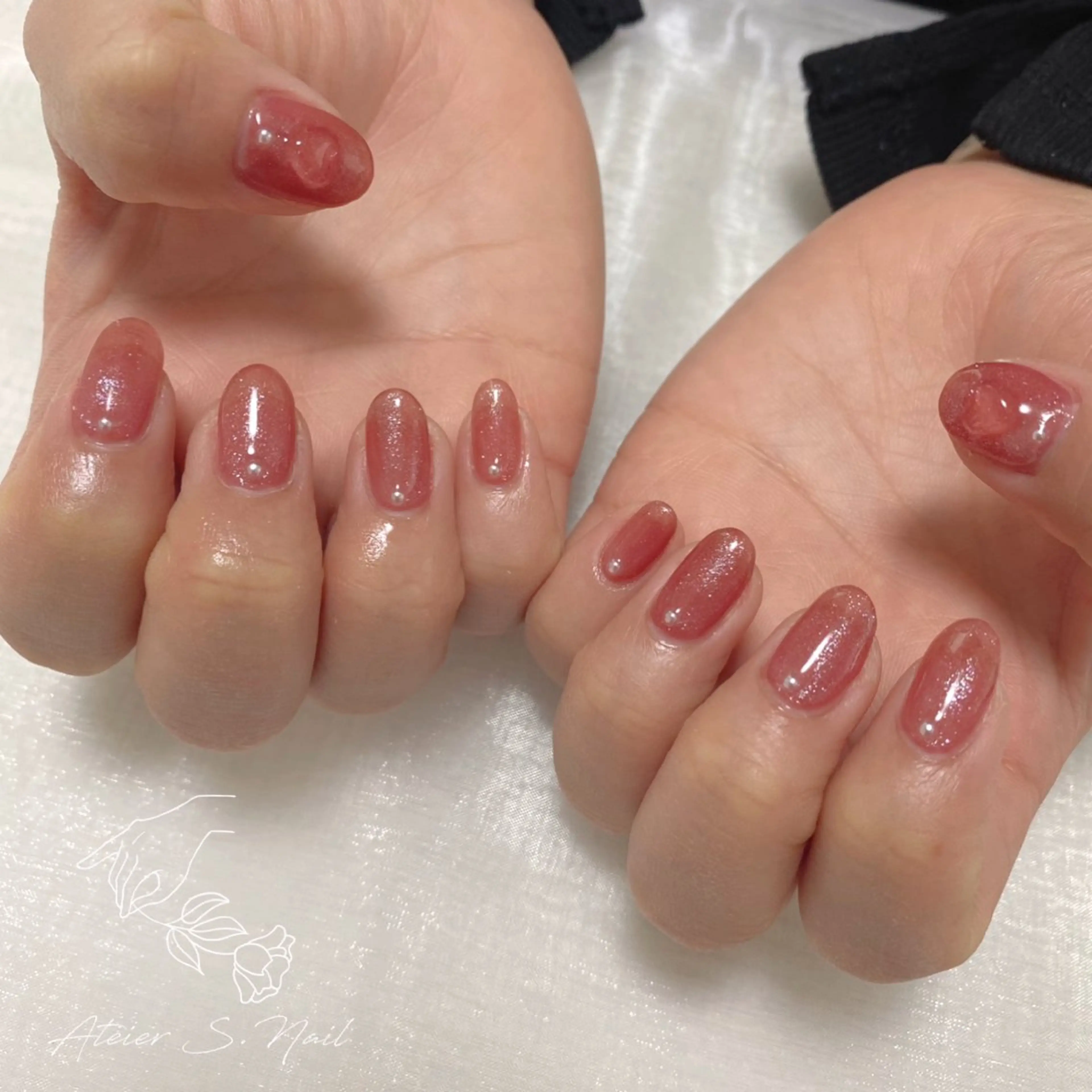 ネイル ストーンネイル Atelier S.nailのネイルデザイン