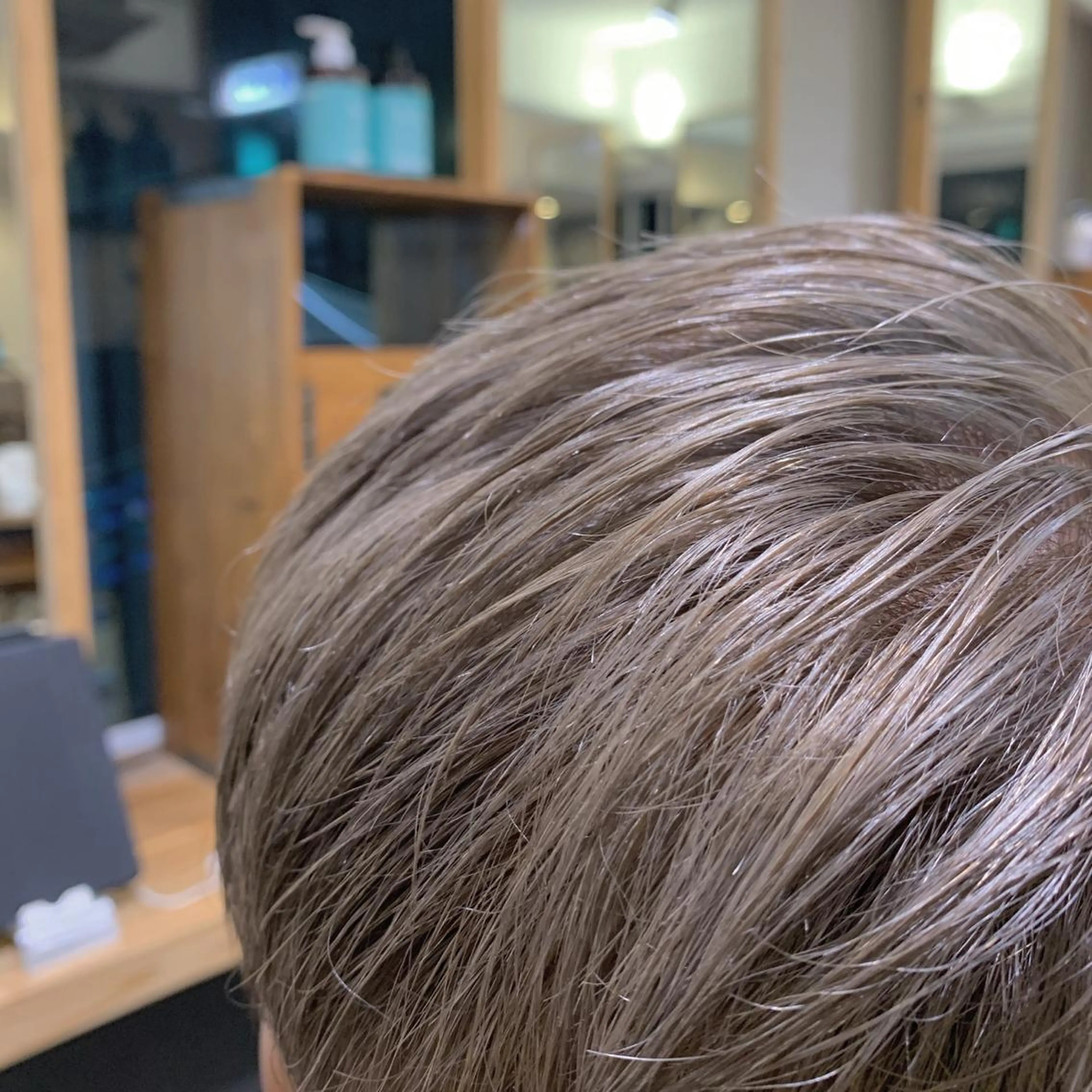 ショート カラー パーマ ヘアアレンジ メンズ ネイル グレージュ Sia中野新橋 『JUNYA』のヘアスタイル