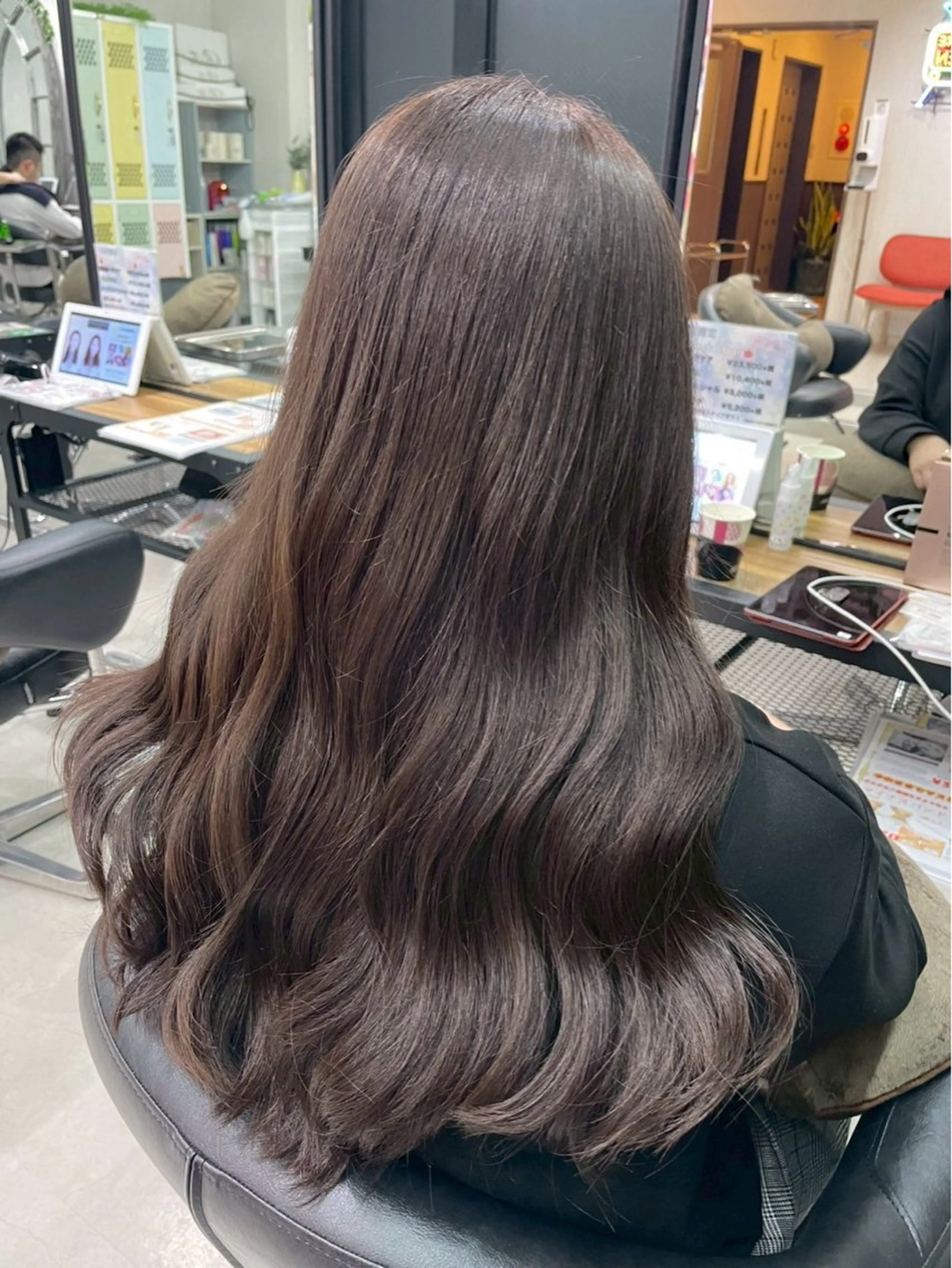 ロング カラー スタイリスト兼 アイリストyuikaのヘアスタイル