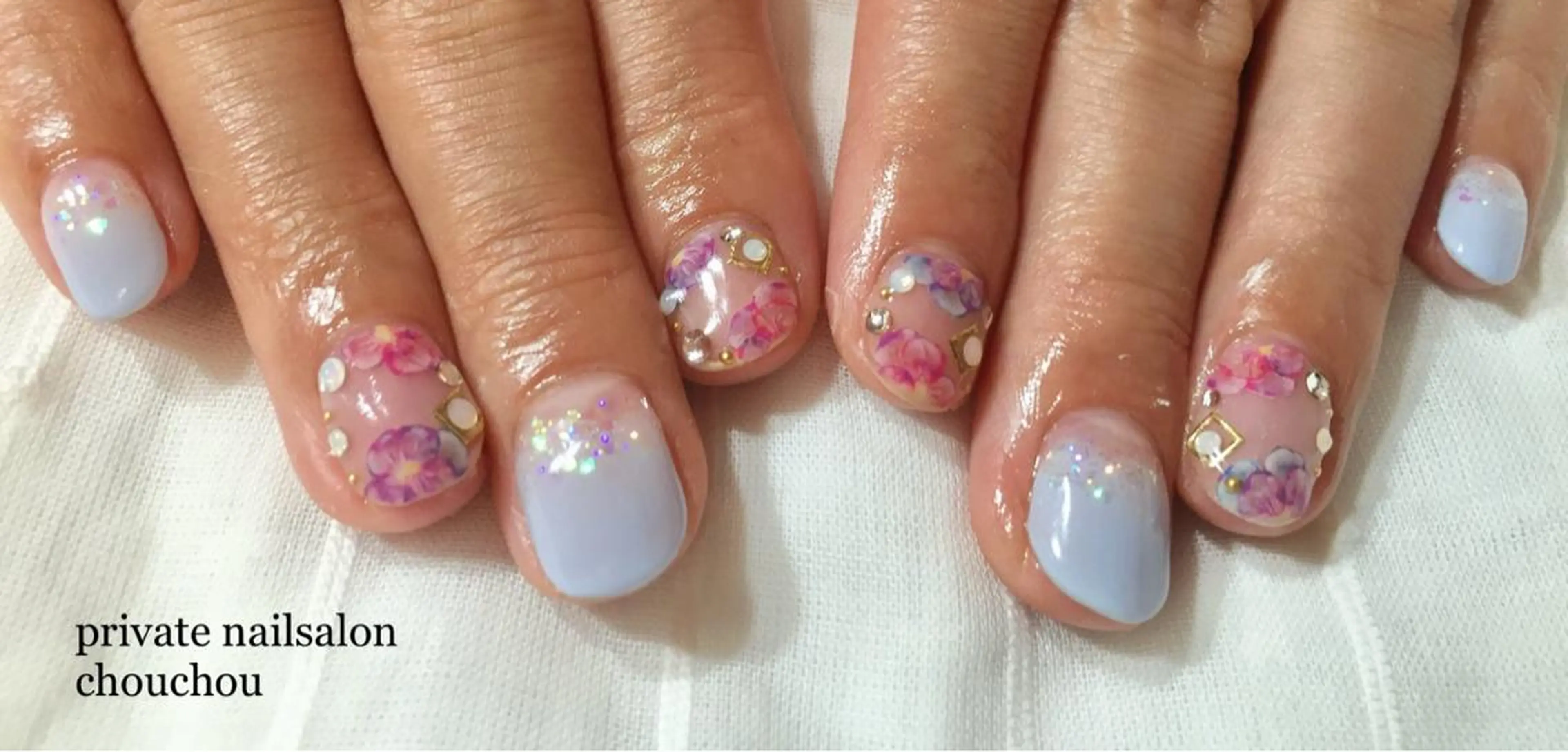 ネイル ネイルサロン CHOUCHOUのネイルデザイン
