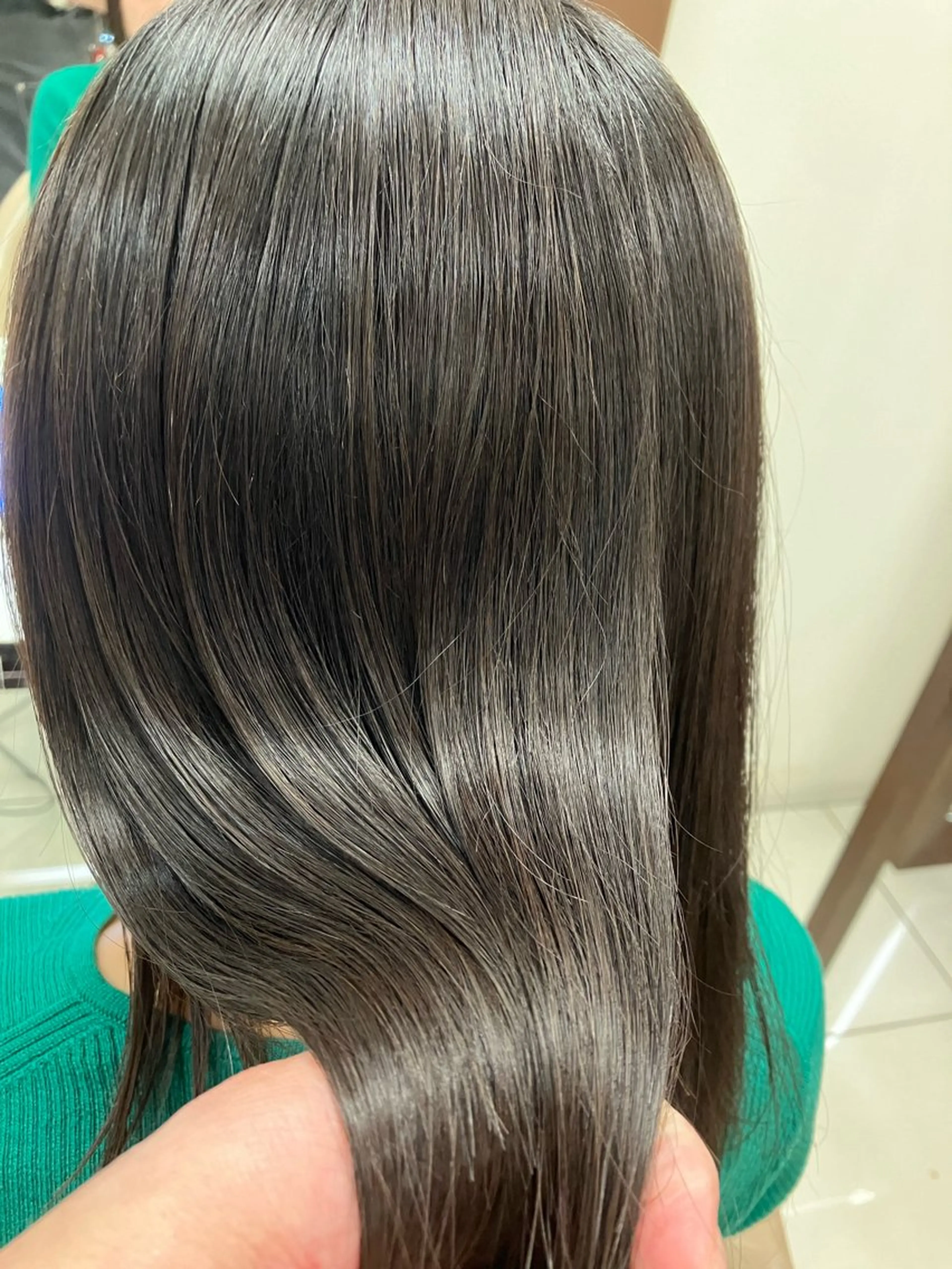 セミロング style 横浜のヘアスタイル