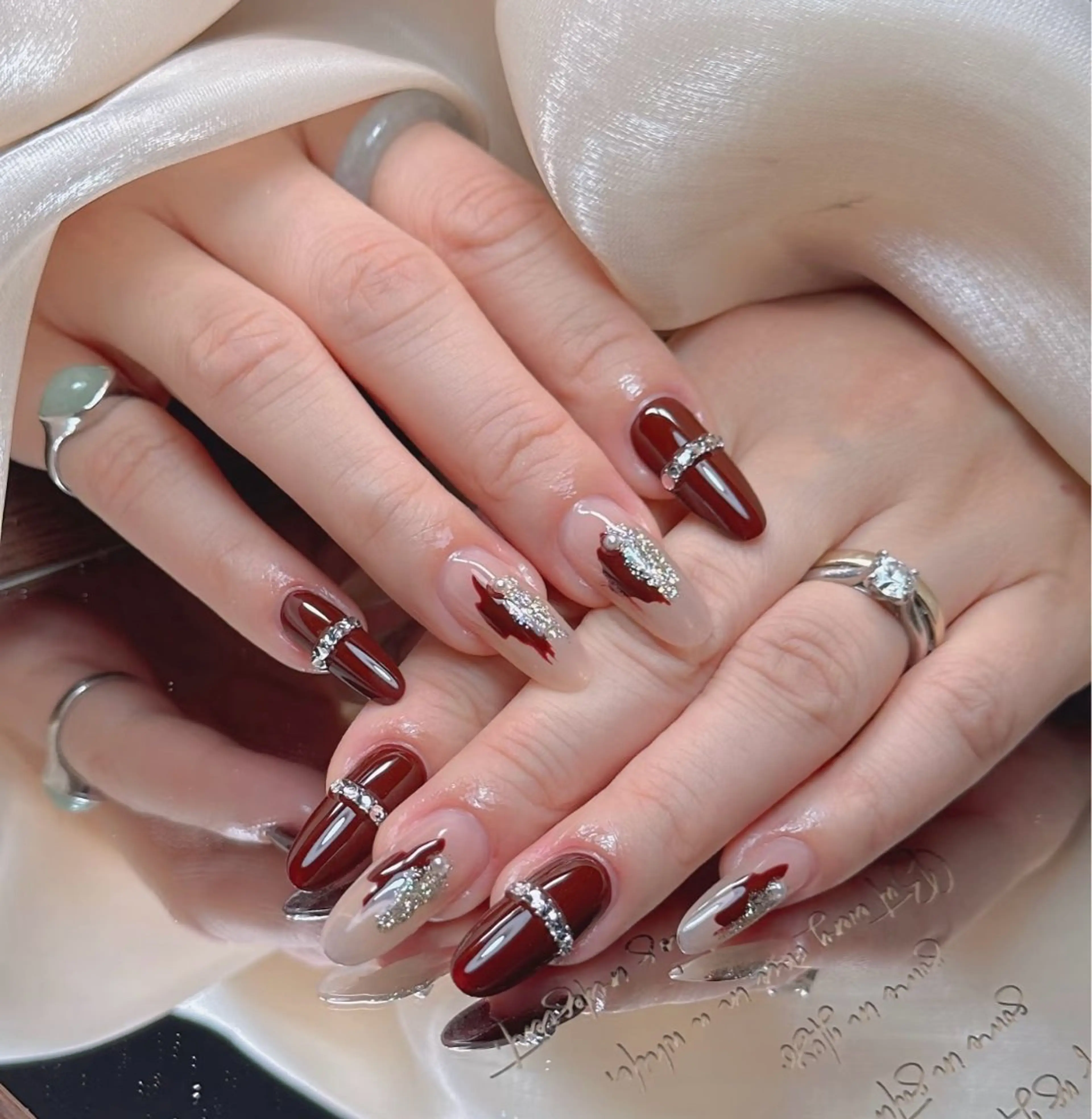 ネイル アートネイル べっ甲ネイル チークネイル 成人式 長さ出し ハンドネイル ハンドケア For you. Nail Salonのネイルデザイン