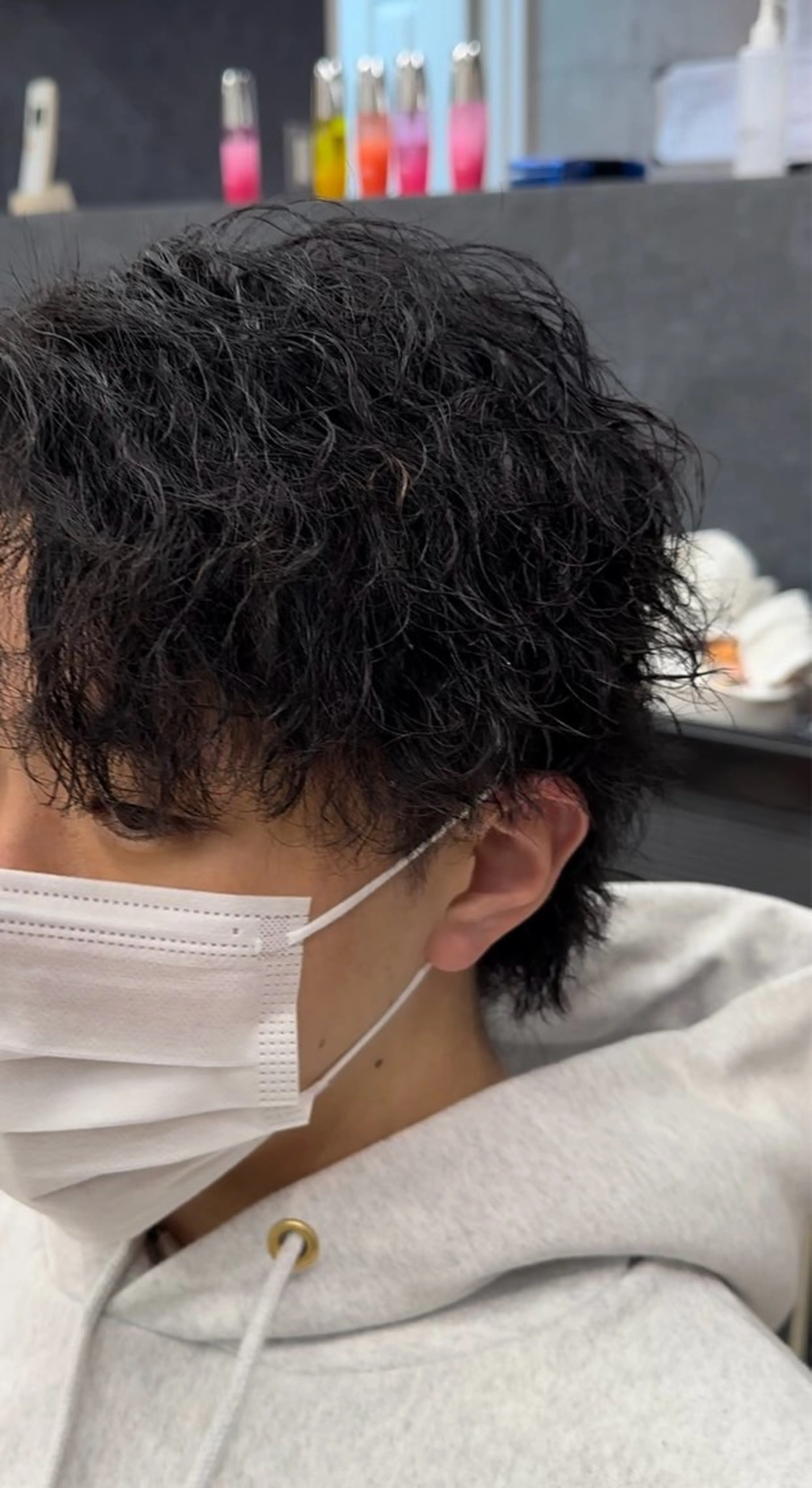 ショート パーマ メンズ マッシュウルフ マッシュ メンズパーマ メンズツイストパーマ メンズウルフカット カット パーマ トリートメント yu-kiハイトーン /ブリーチ無しカラーのヘアスタイル