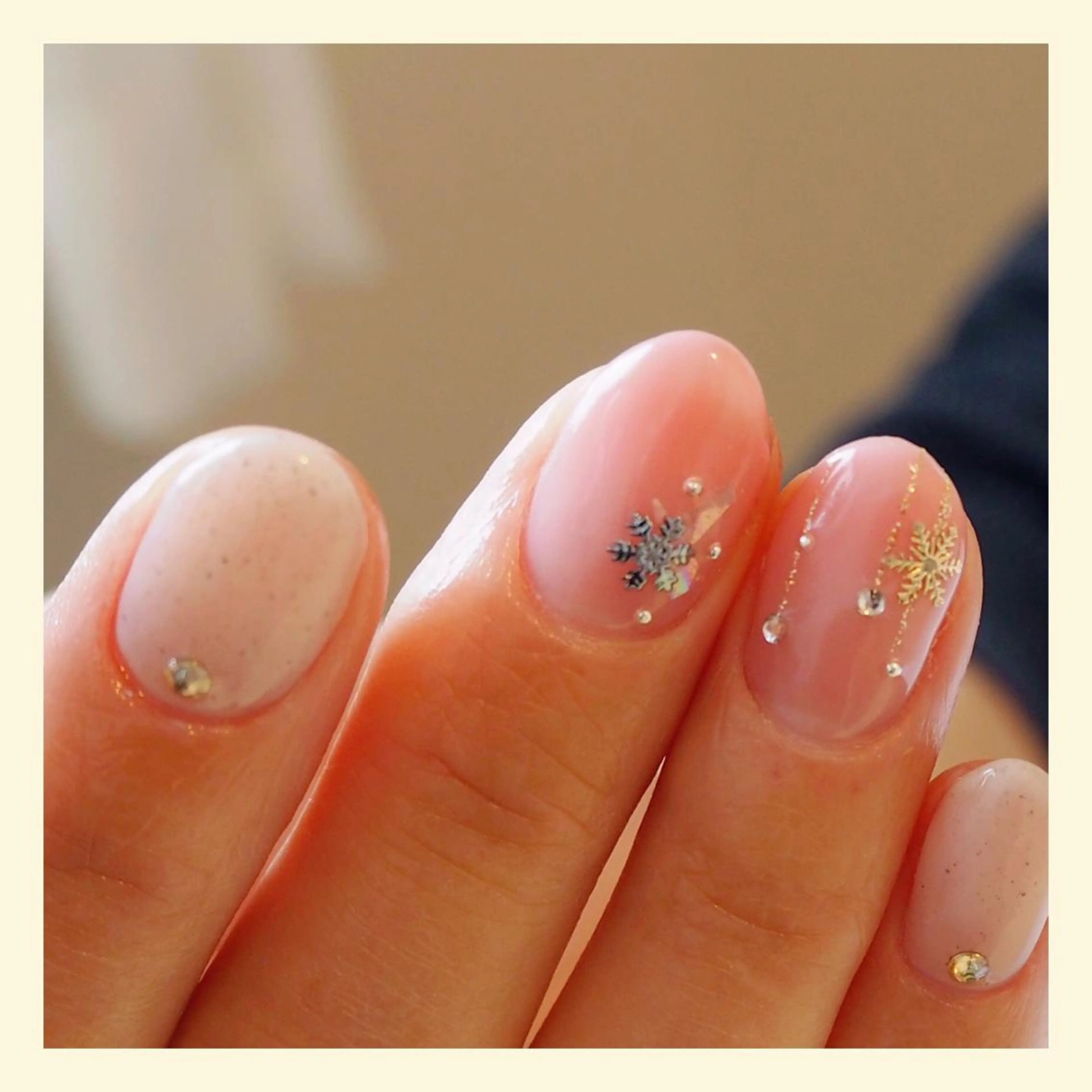 ネイル オーロラネイル オフィスネイル おうちのネイルサロン　konpeiTou〜こんぺいとう〜所属・おうちのネイルサロン KonpeiTouのネイルデザイン