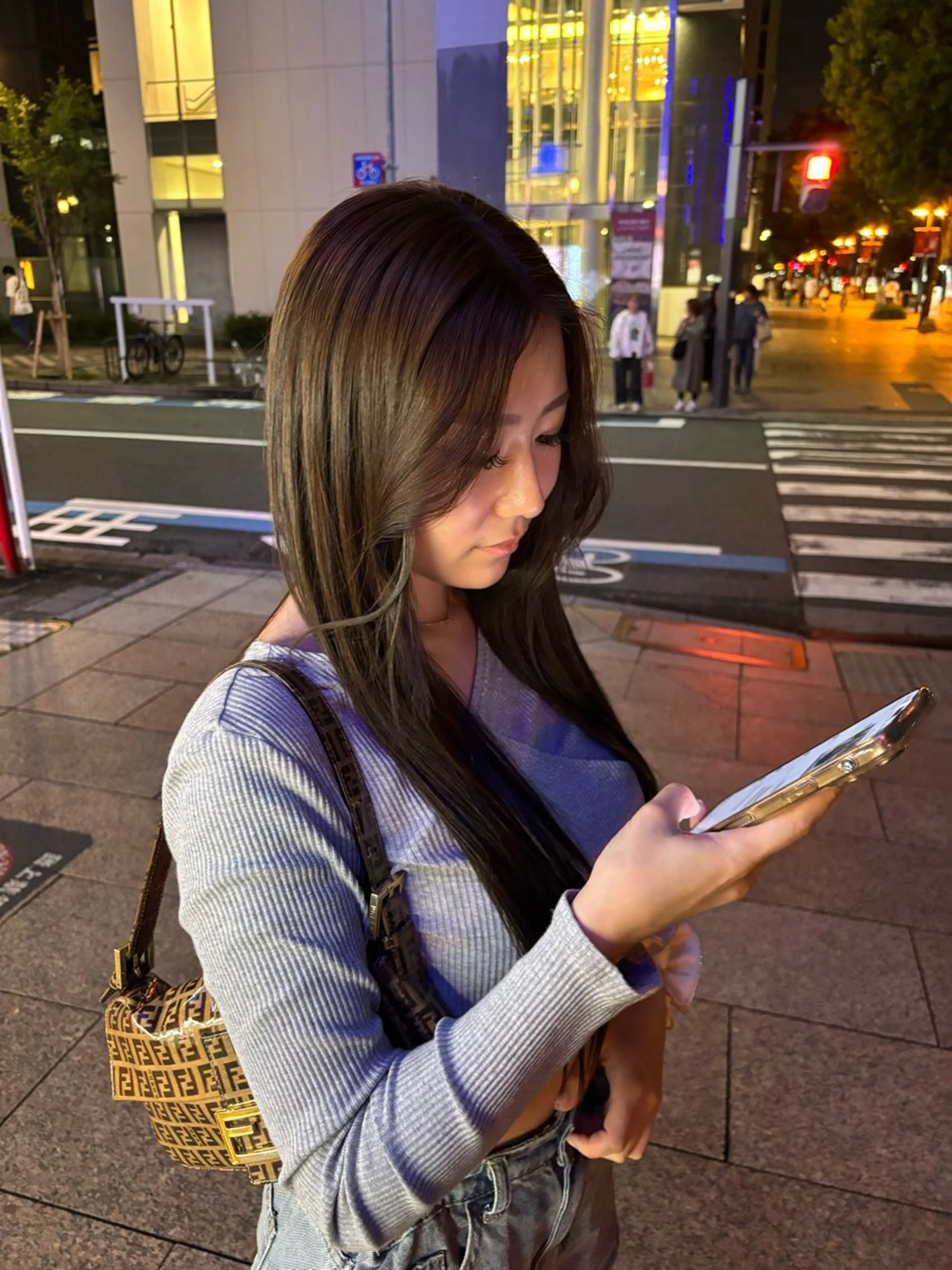 カラー ブリーチ 透明感カラー ブリーチなしカラー PELEsakae さえのヘアスタイル