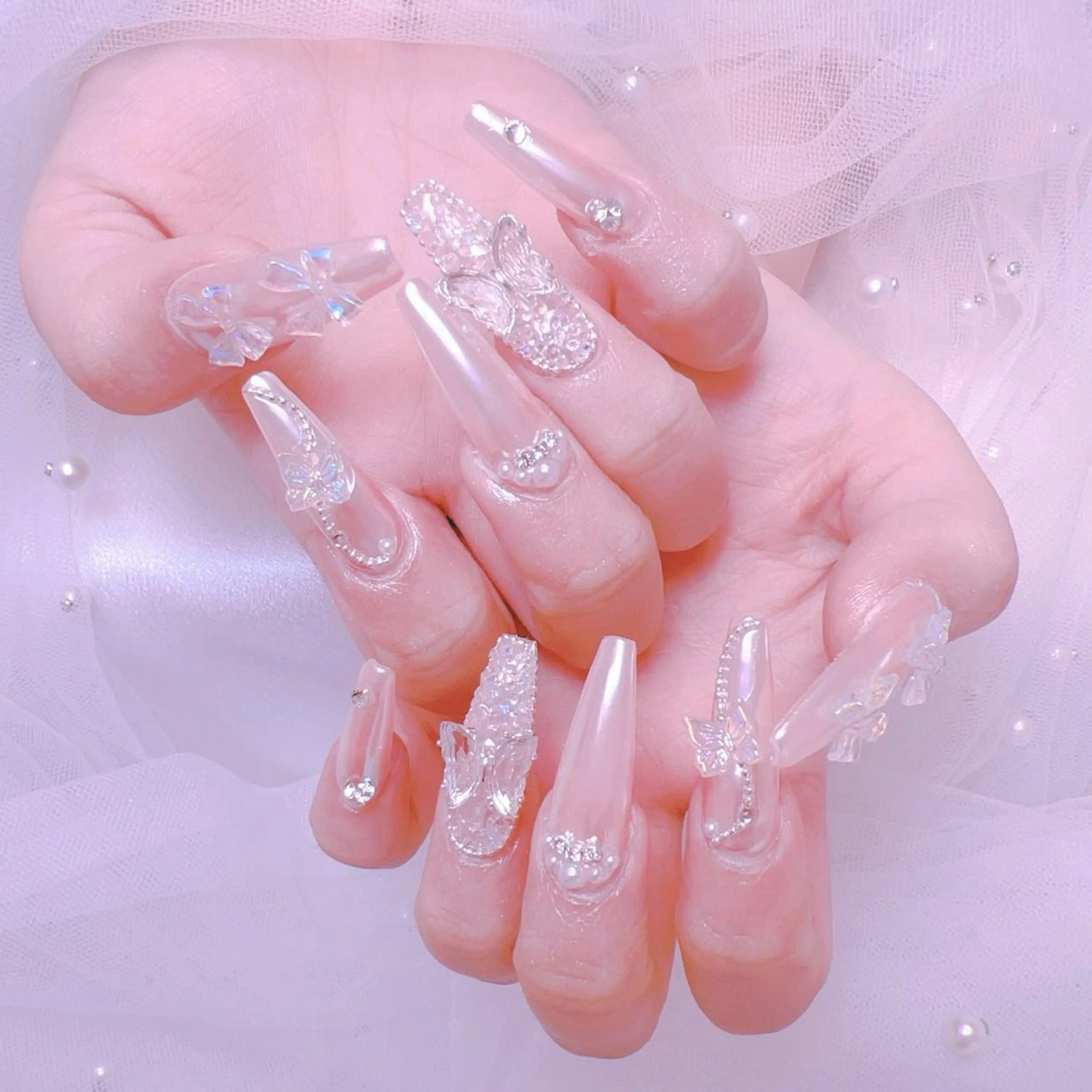 ネイル フレンチネイル ジェルネイル ハート 韓国ネイル マグネットネイル ハンドネイル ネイルサロン lotusのネイルデザイン