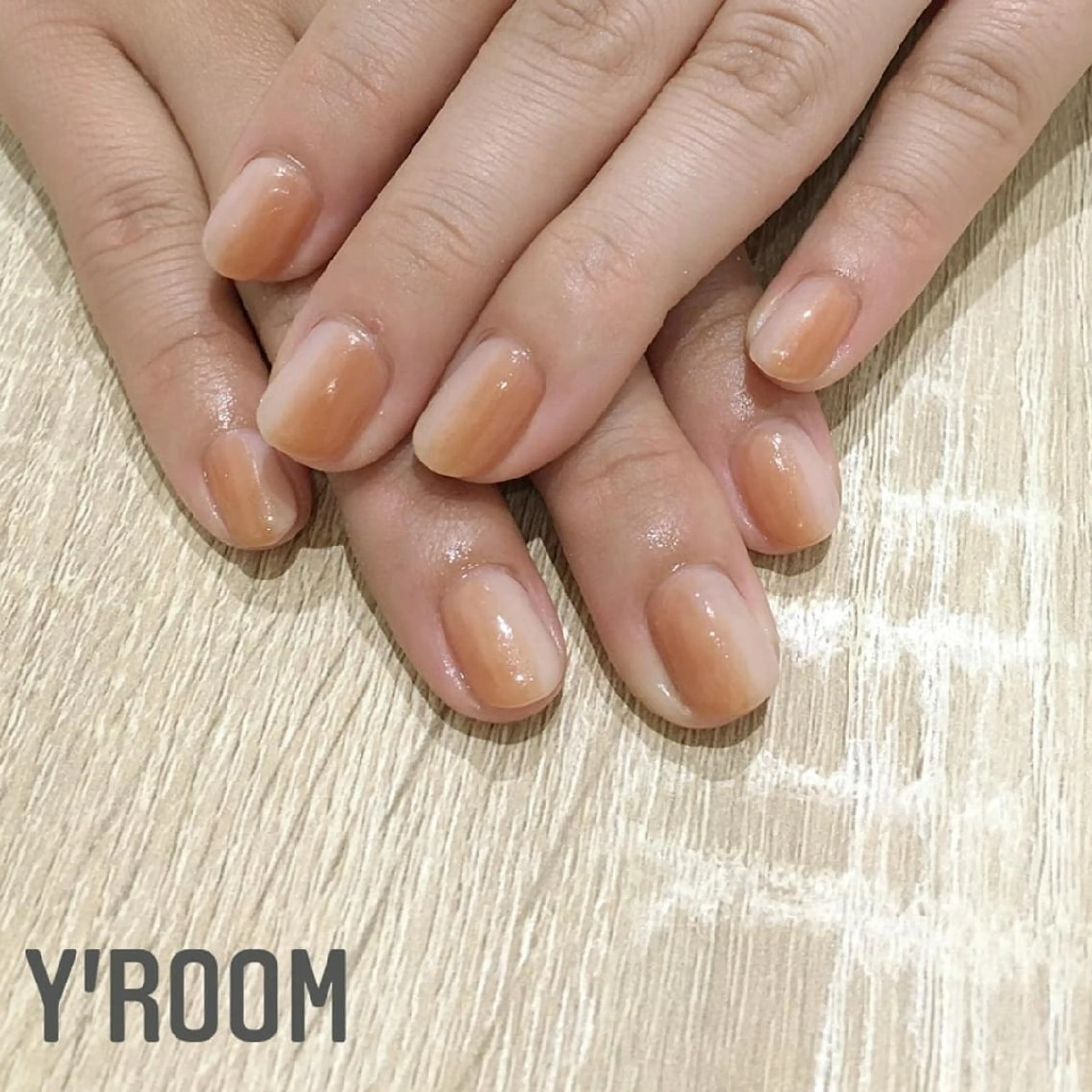 ネイル オーロラネイル フラッシュネイル ジェルネイル マグネットネイル ニュアンスネイル YUKA （ネイリスト）のネイルデザイン