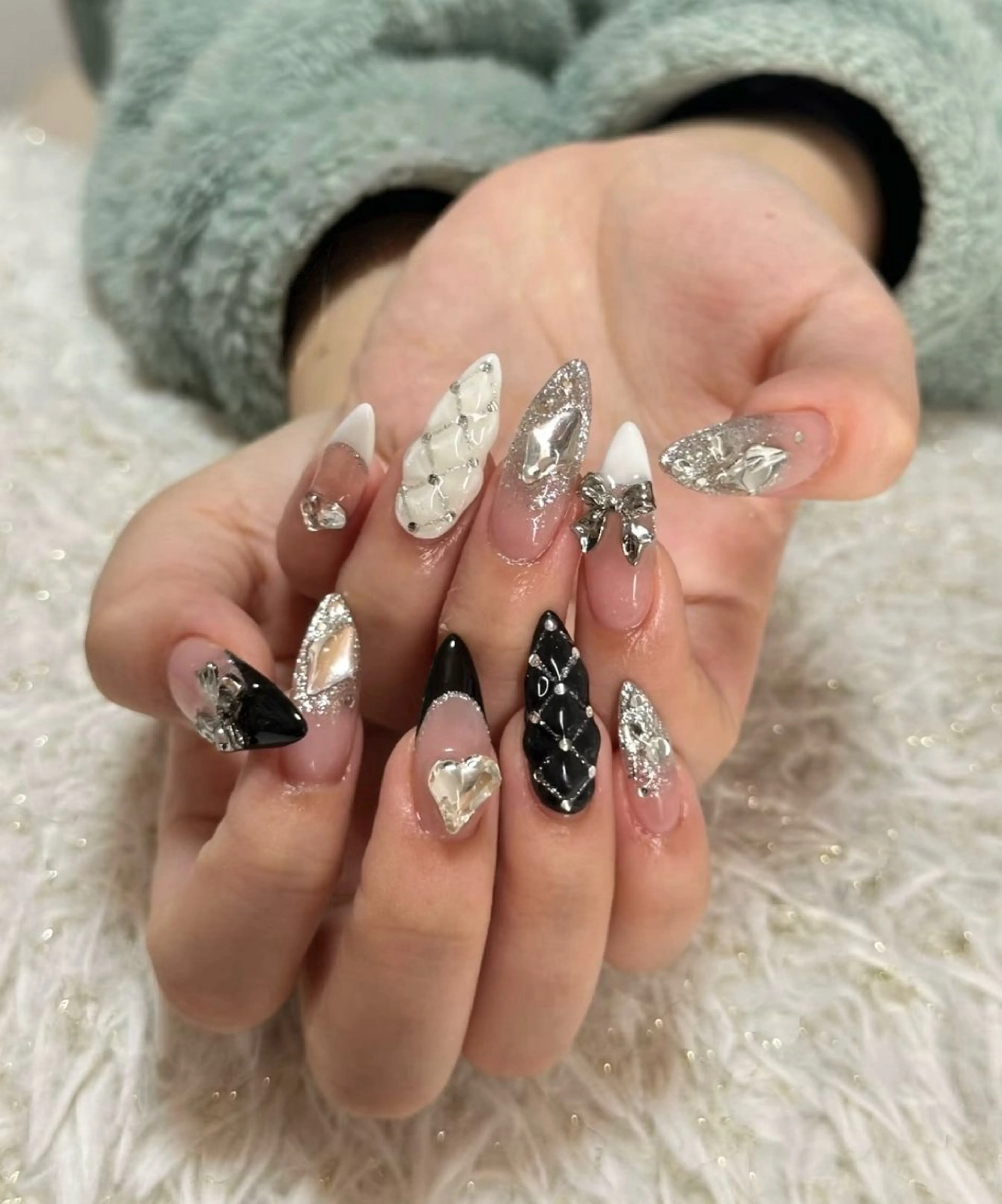 ネイル ハンドネイル エクラNailサロン ミオのネイルデザイン
