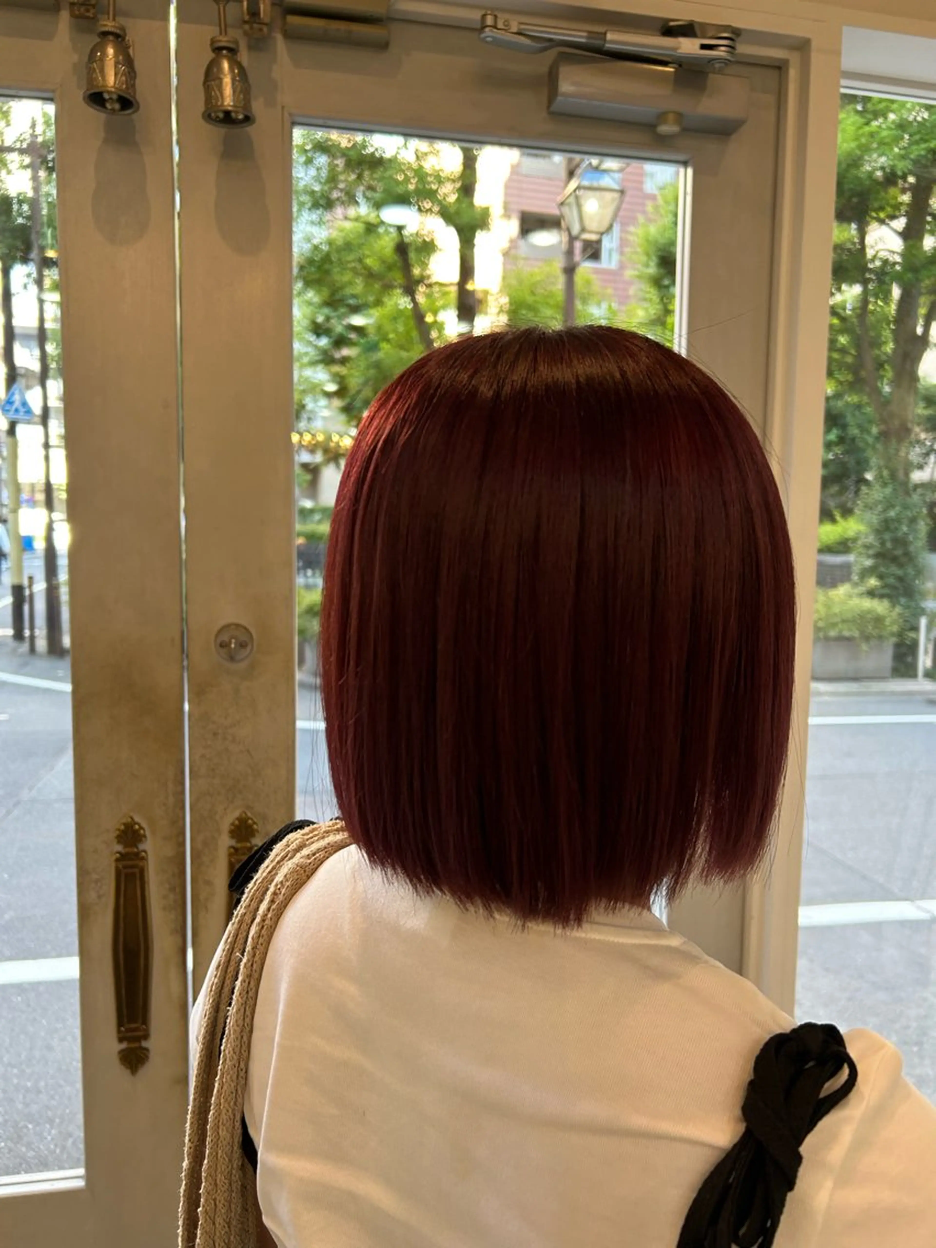 ミディアム カラー ダブルカラー レッドカラー 小磯 維織のヘアスタイル