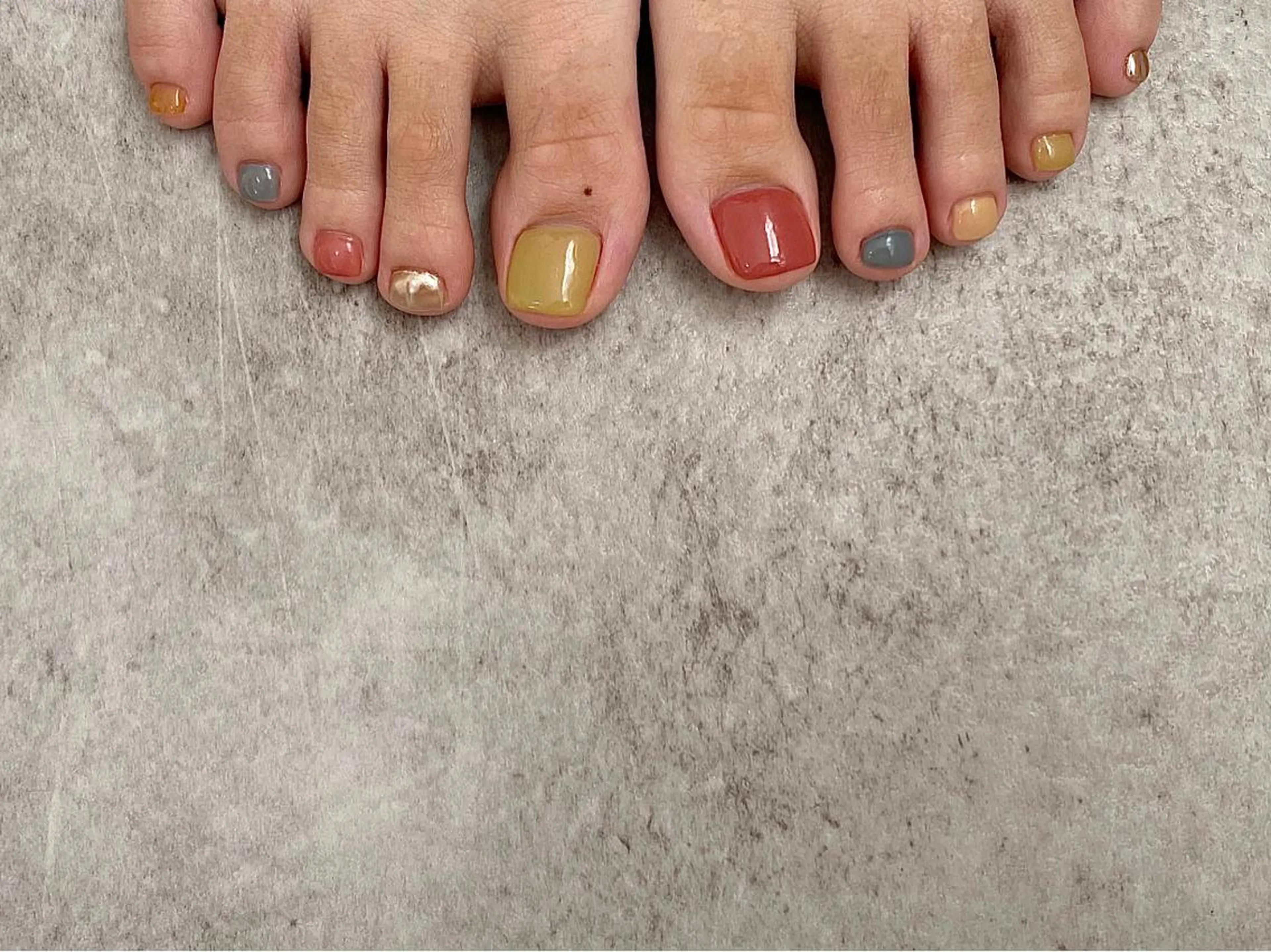 ネイル フットネイル ニュアンスネイル オフィスネイル フットネイル and M. nailのネイルデザイン