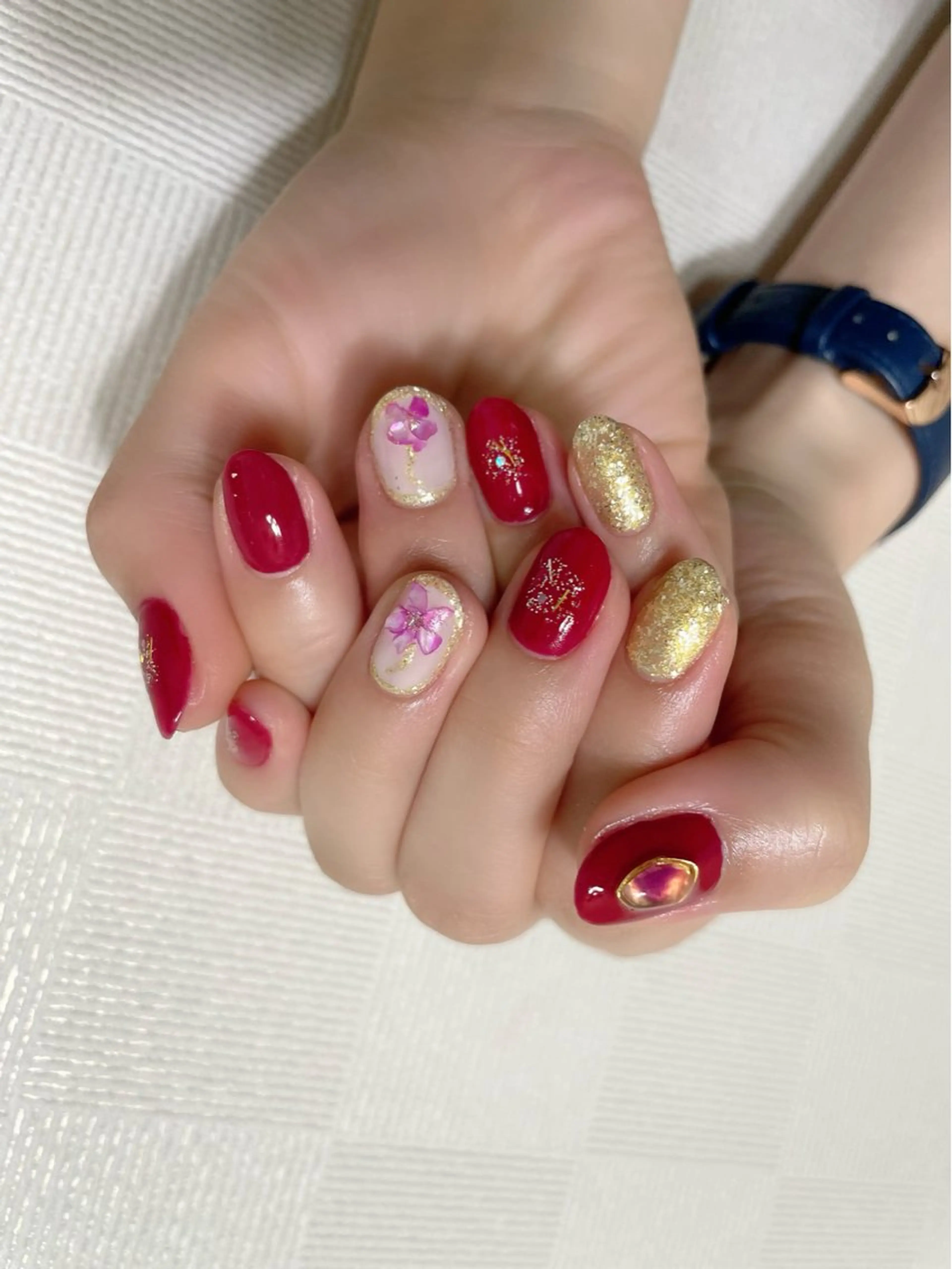 ミディアム え まのネイルデザイン