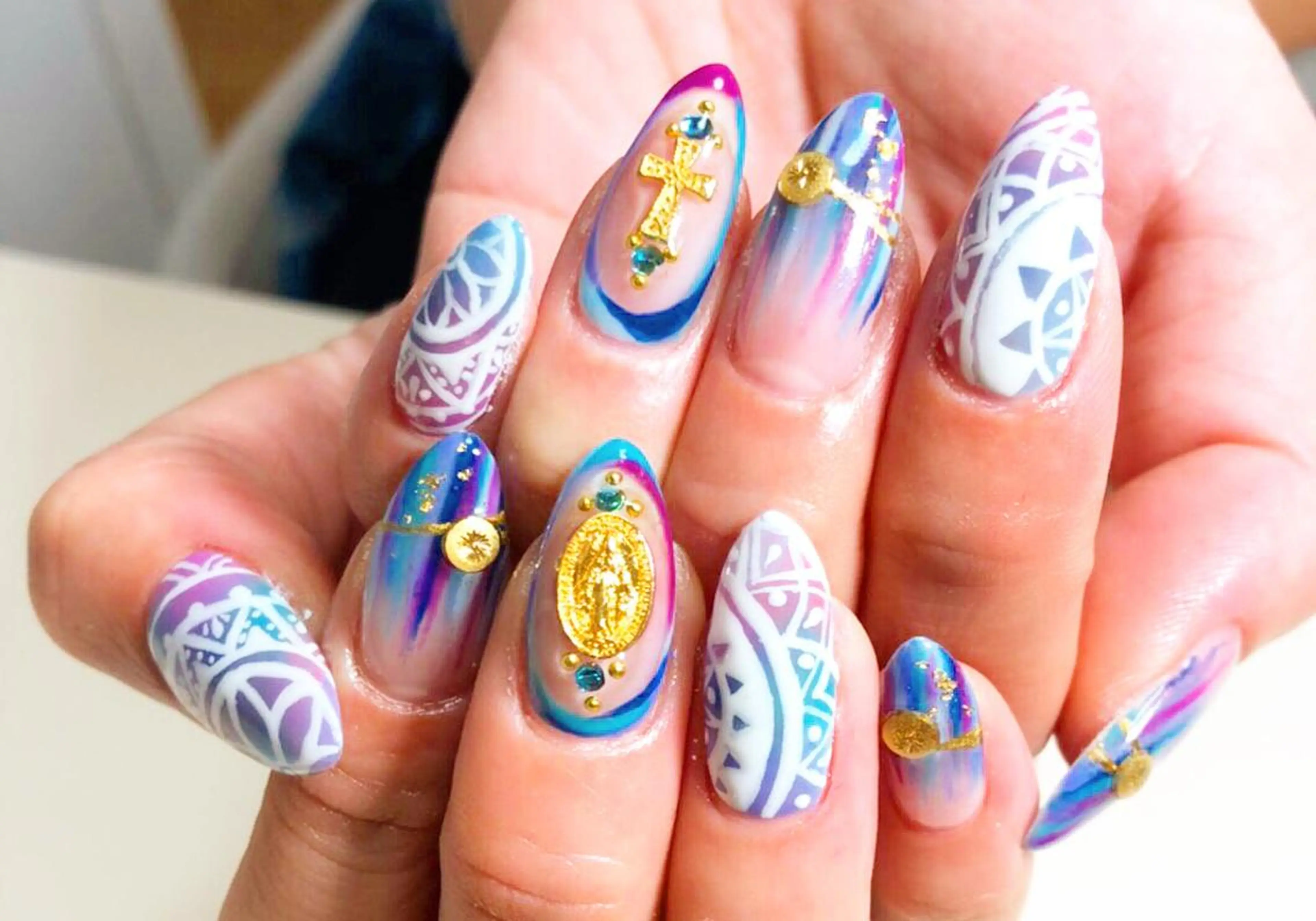 ネイル amour 川崎店所属・amour 川崎店のネイルデザイン