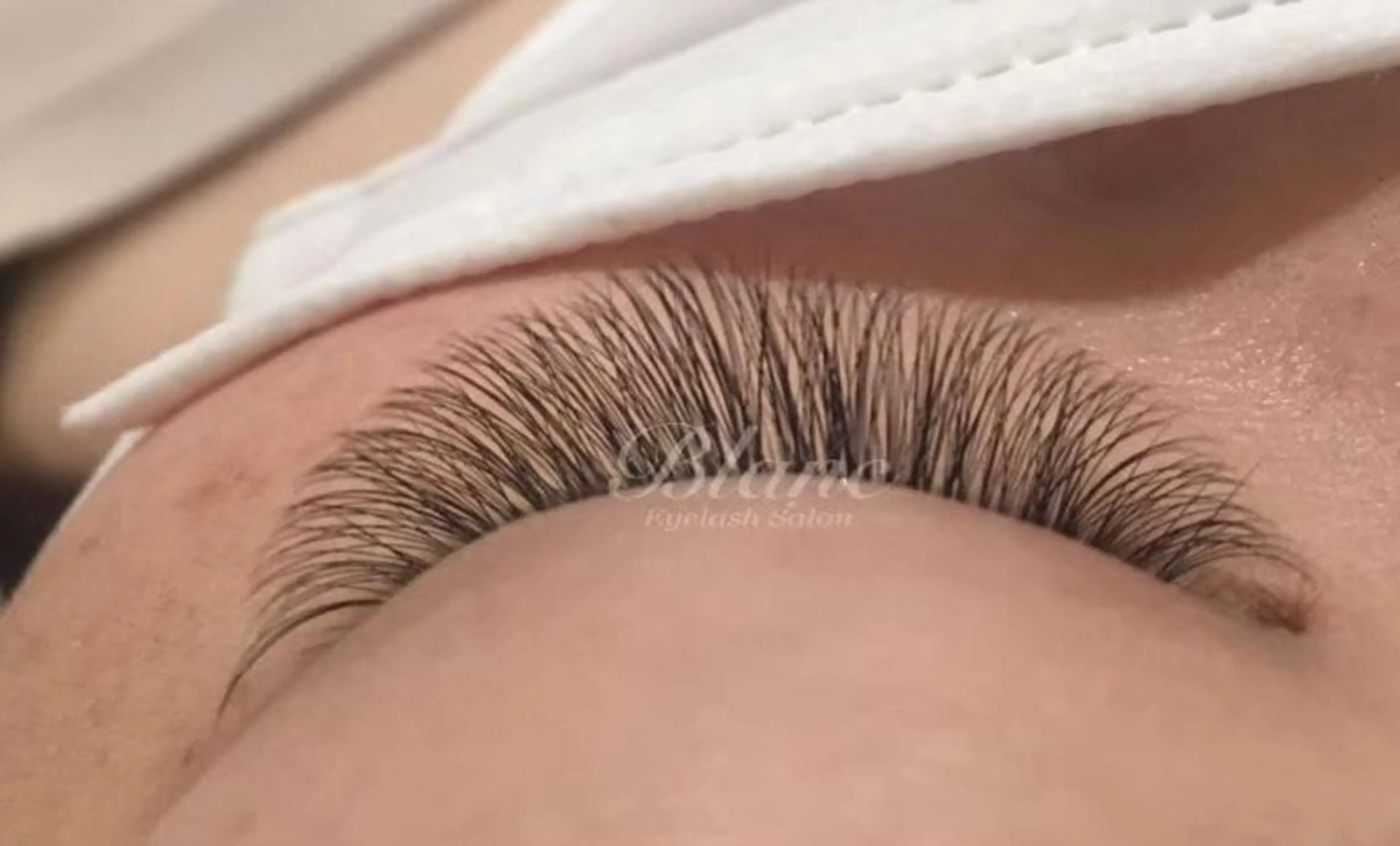 マツエク・マツパ 藤井 美穂の眉毛・アイブロウイメージ