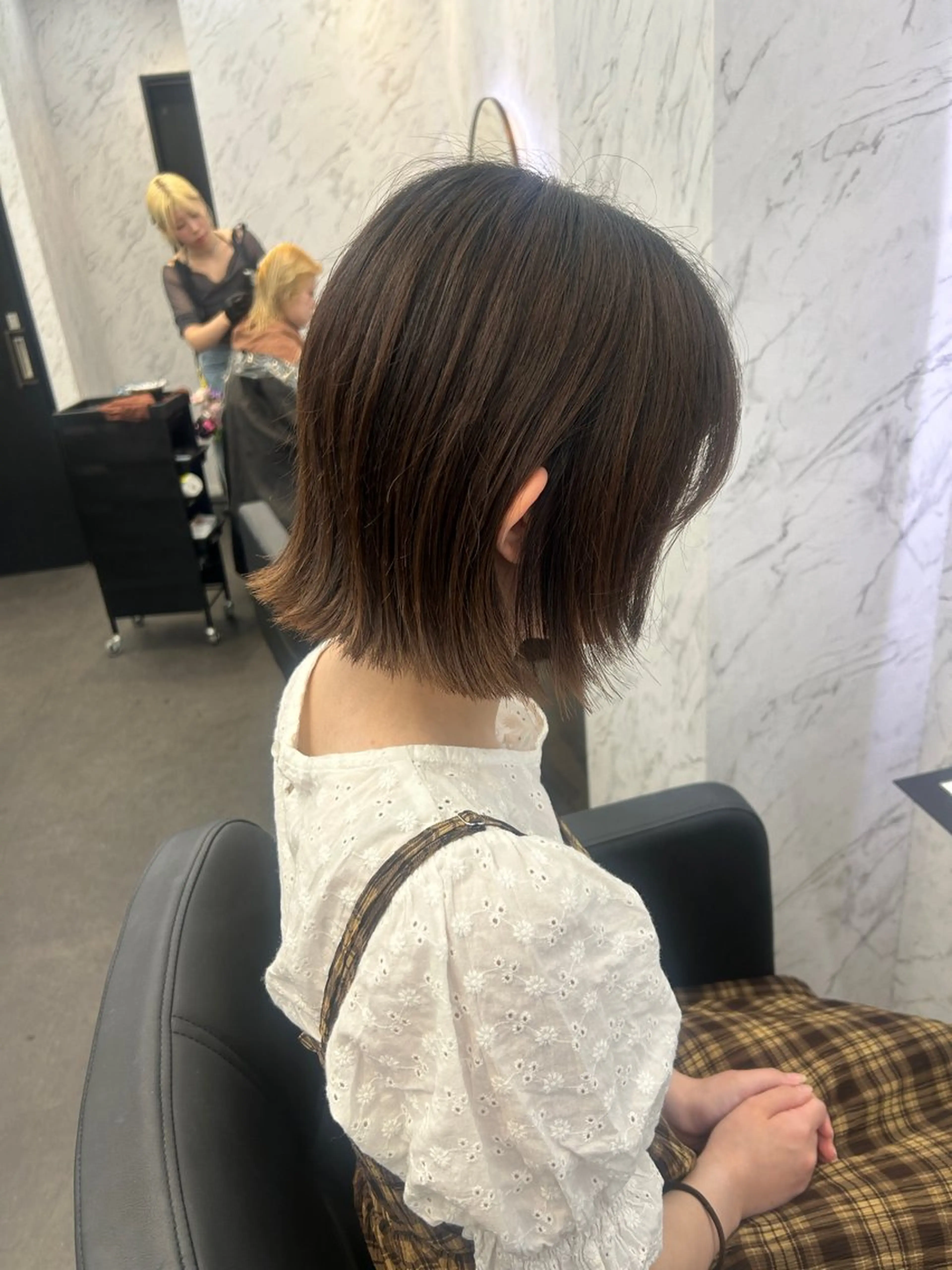 ショート ボブ 外ハネヘア 韓国艶カラー 🇰🇷💎MIUのヘアスタイル