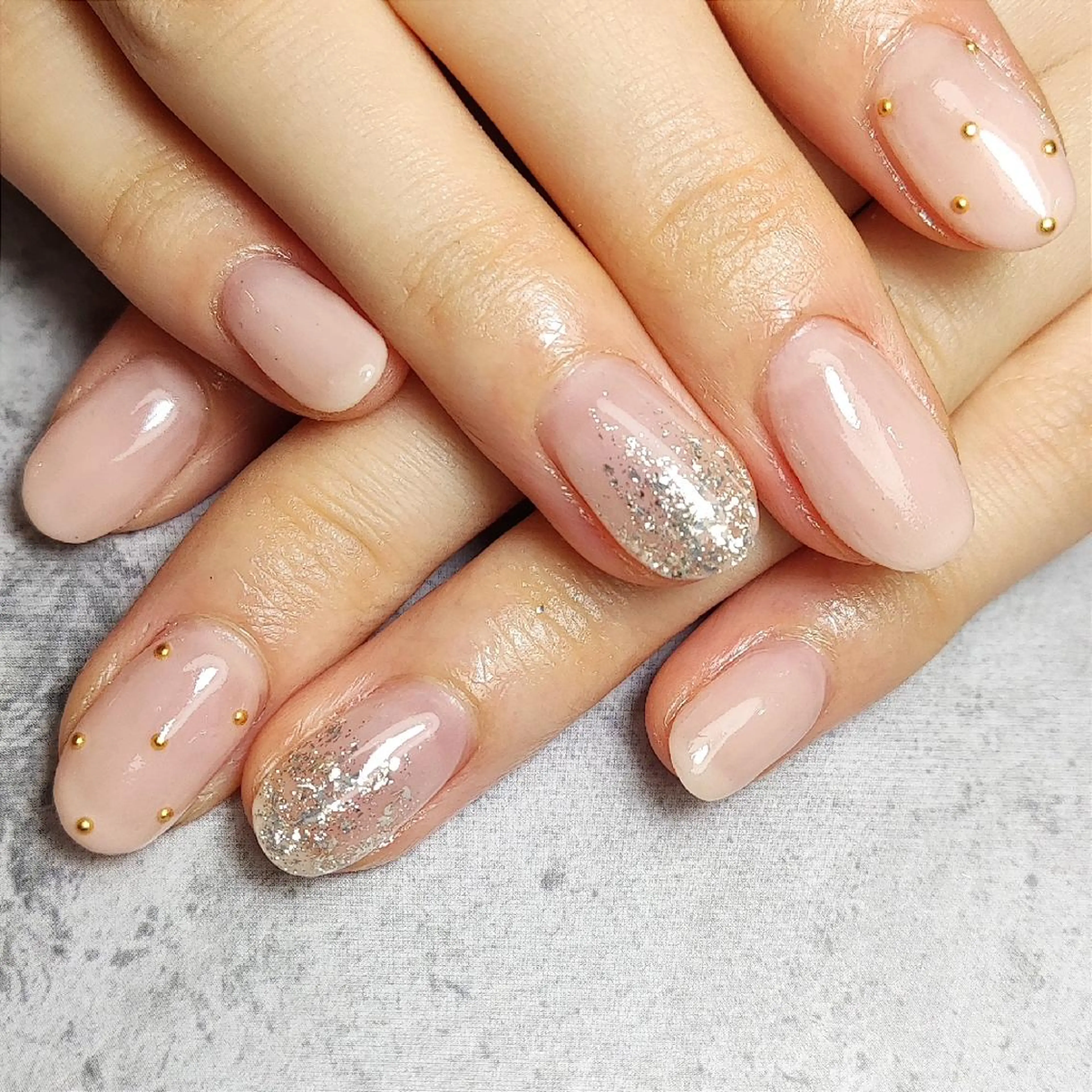 ネイル オフィスネイル シンプルネイル 川畑爪商店 品川高輪 同時施術が人気🌿のネイルデザイン