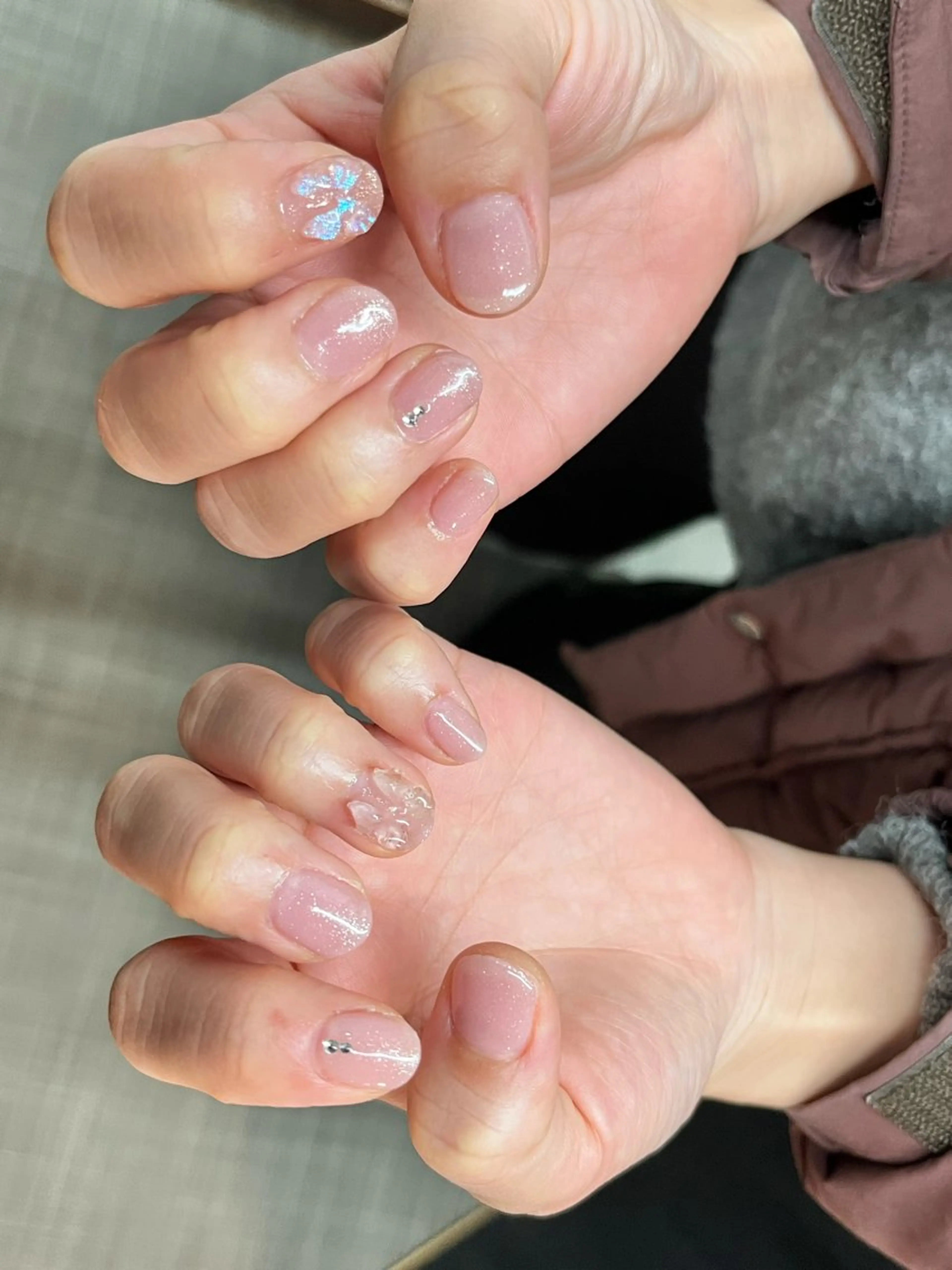 ネイル オフィスネイル シンプルネイル ハンドネイル EmaNail MOMOのネイルデザイン