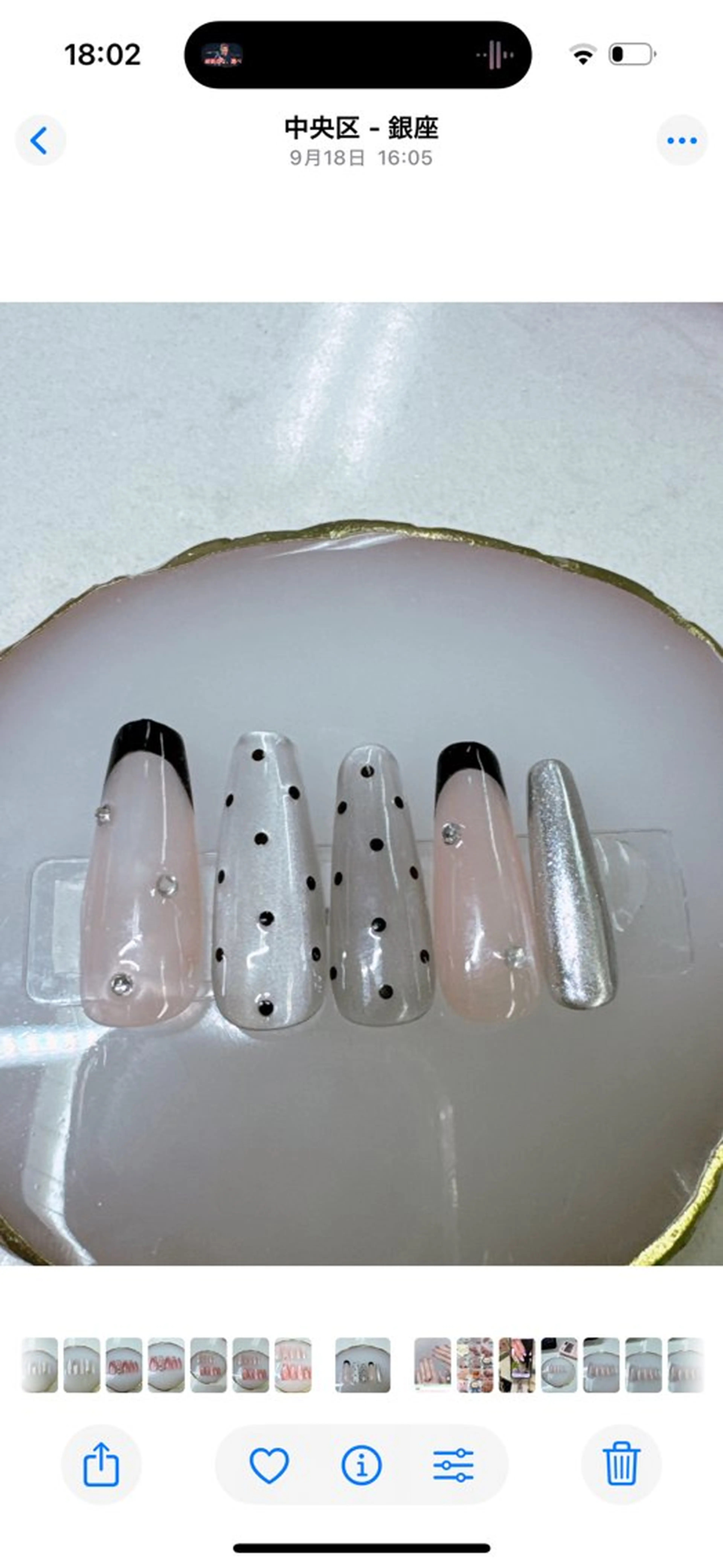 ネイル アートネイル ボルドー チークネイル ドット フットネイル ハンドネイル クイーンズネイル銀座所属・Queeens nailのネイルデザイン