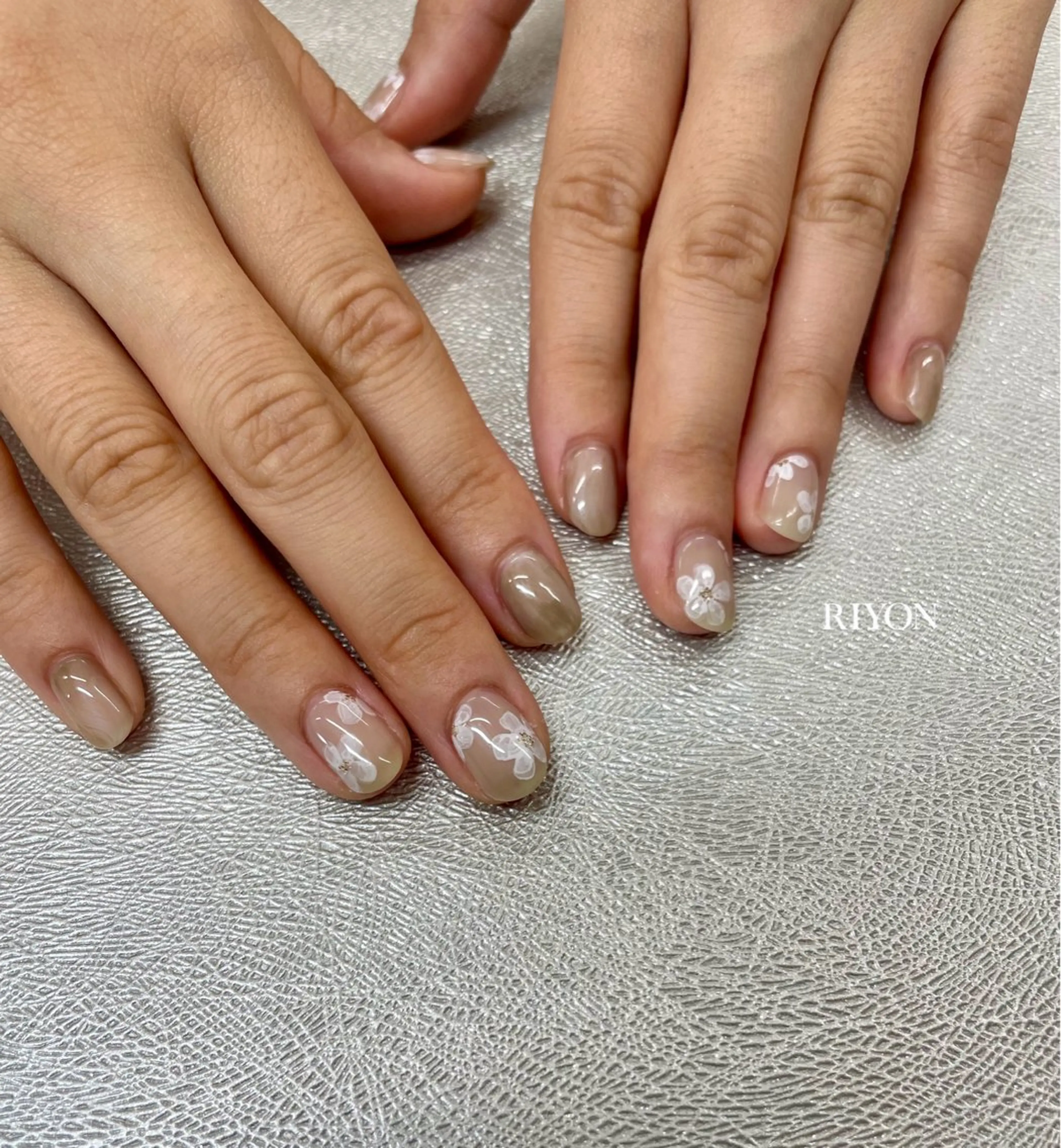 ネイル フラワーネイル RIYON KONATSUのネイルデザイン