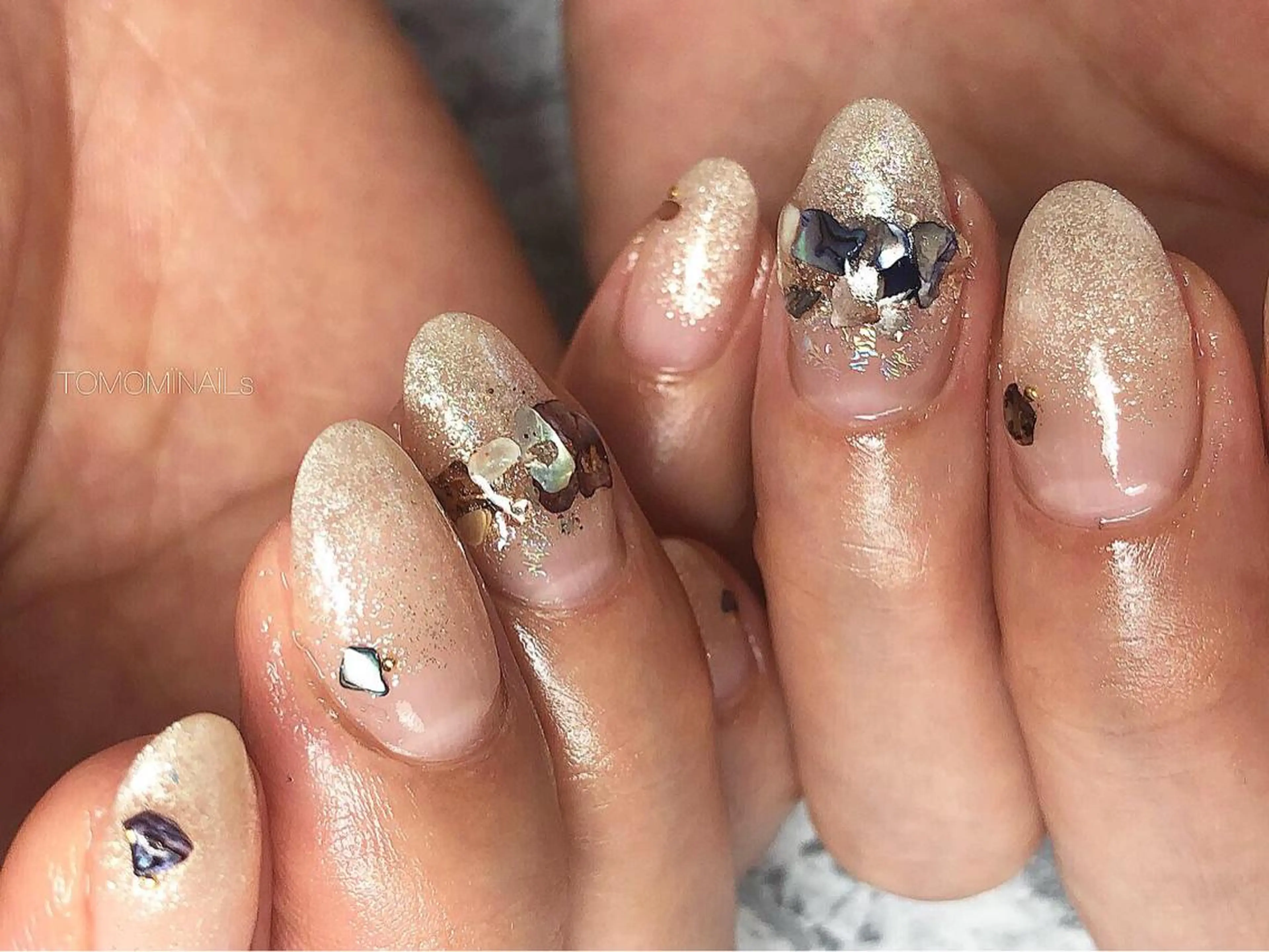 ネイル private salon TOMOMINAILs所属・TOMOMI NAILsのネイルデザイン