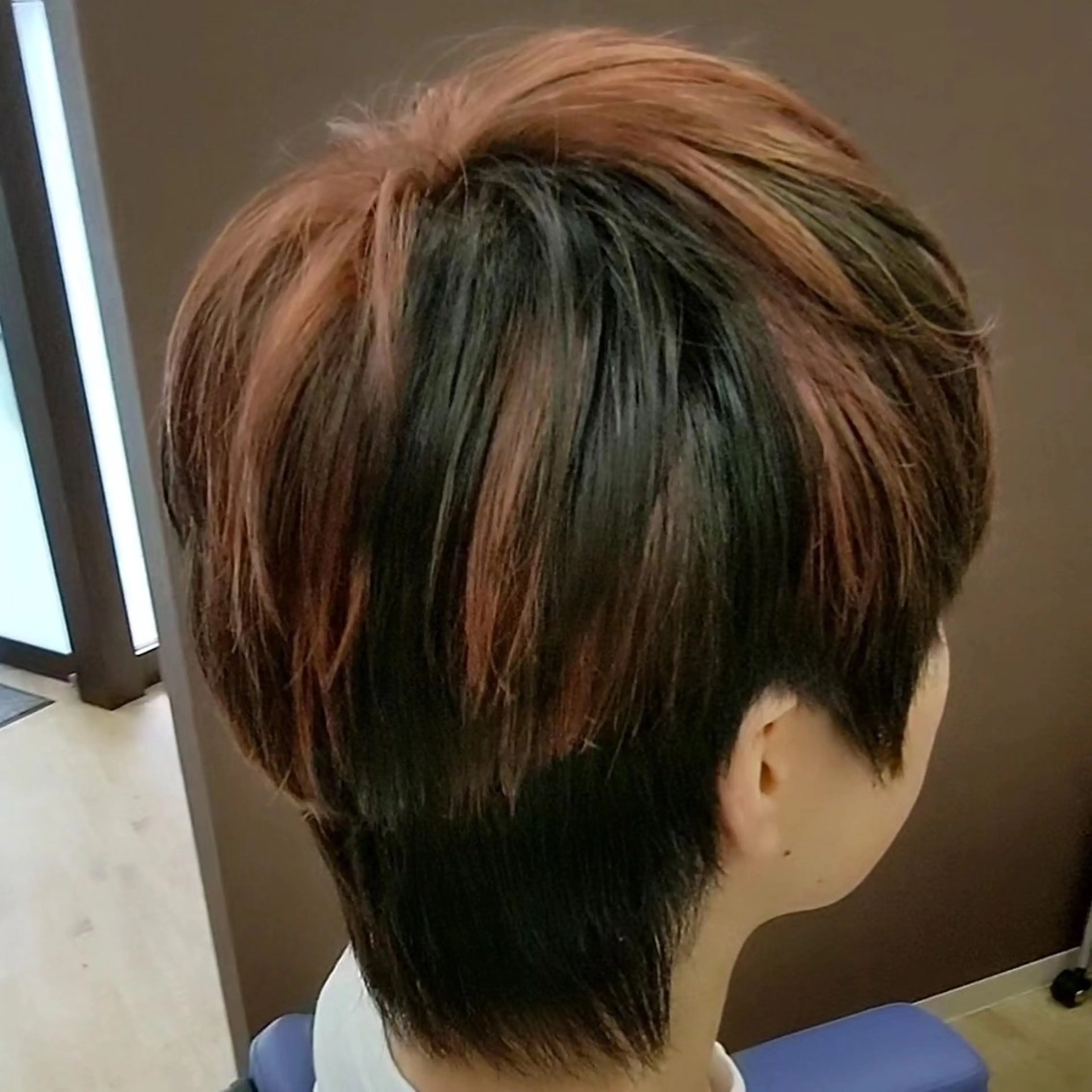 ショート メンズ カラー メンズメッシュ メッシュ ピンクカラー カット ヘアカラー 🏝川津瑛二🧖♀ 極上パーマ&カラー⭕のエステ・リラクイメージ