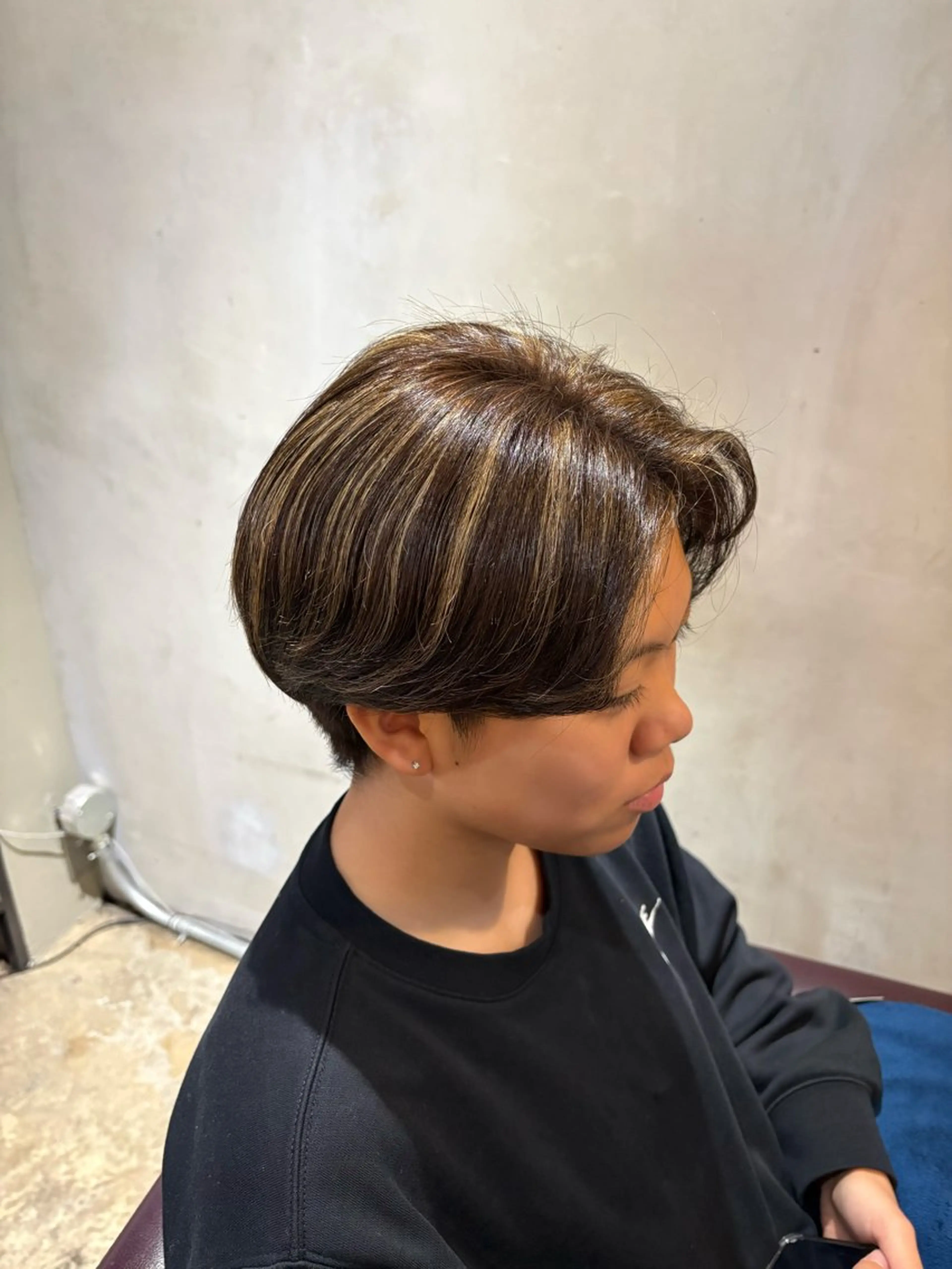 ショート カラー ブリーチ デザインカラー ハイライトカラー ハイライト ヘアカラー 縮毛矯正 /艶カラー risako🫧のヘアスタイル