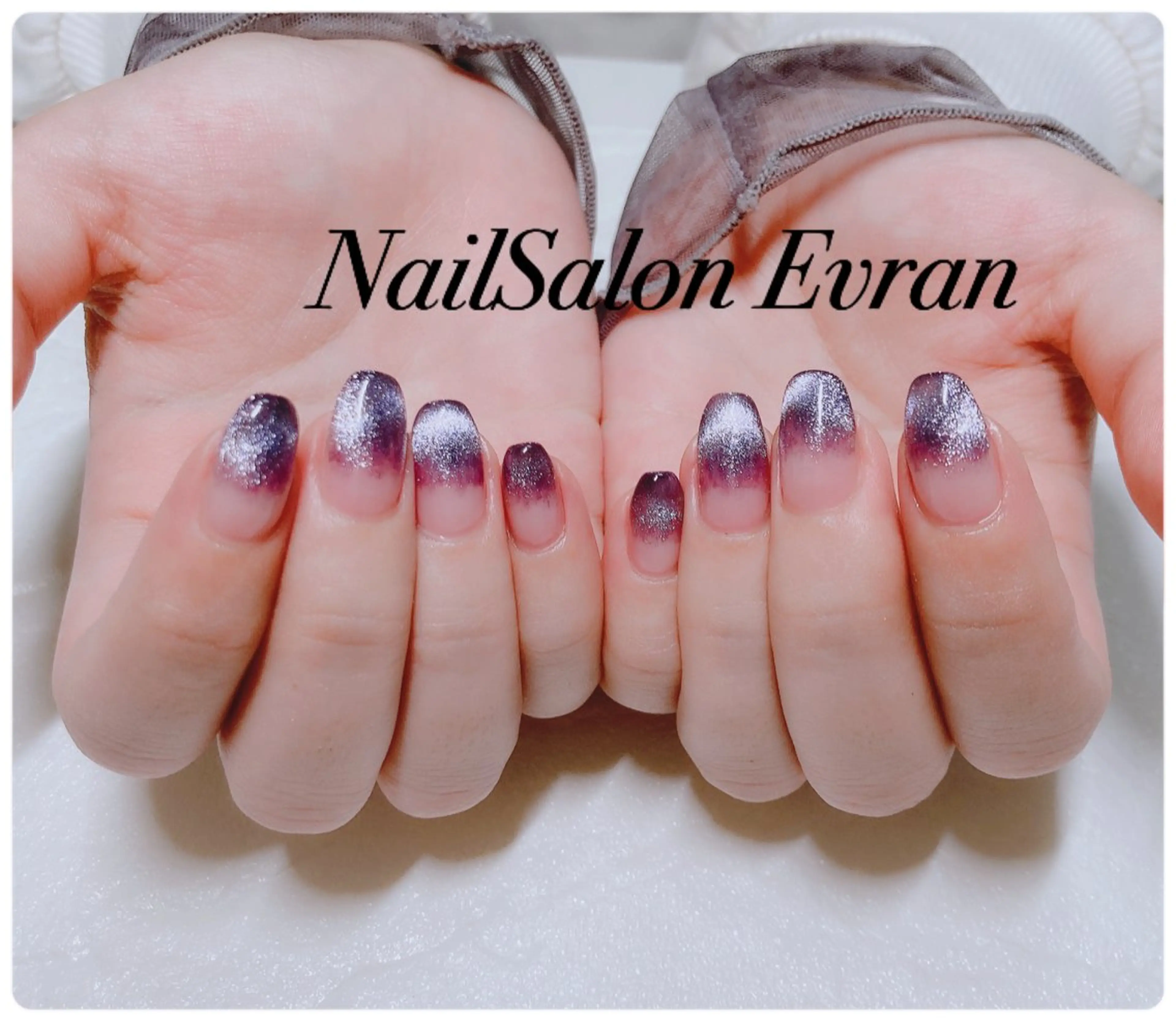 ネイル アートネイル フレンチネイル グラデーション マグネットネイル 持ち込み ハンドネイル Nail salon Evranのネイルデザイン