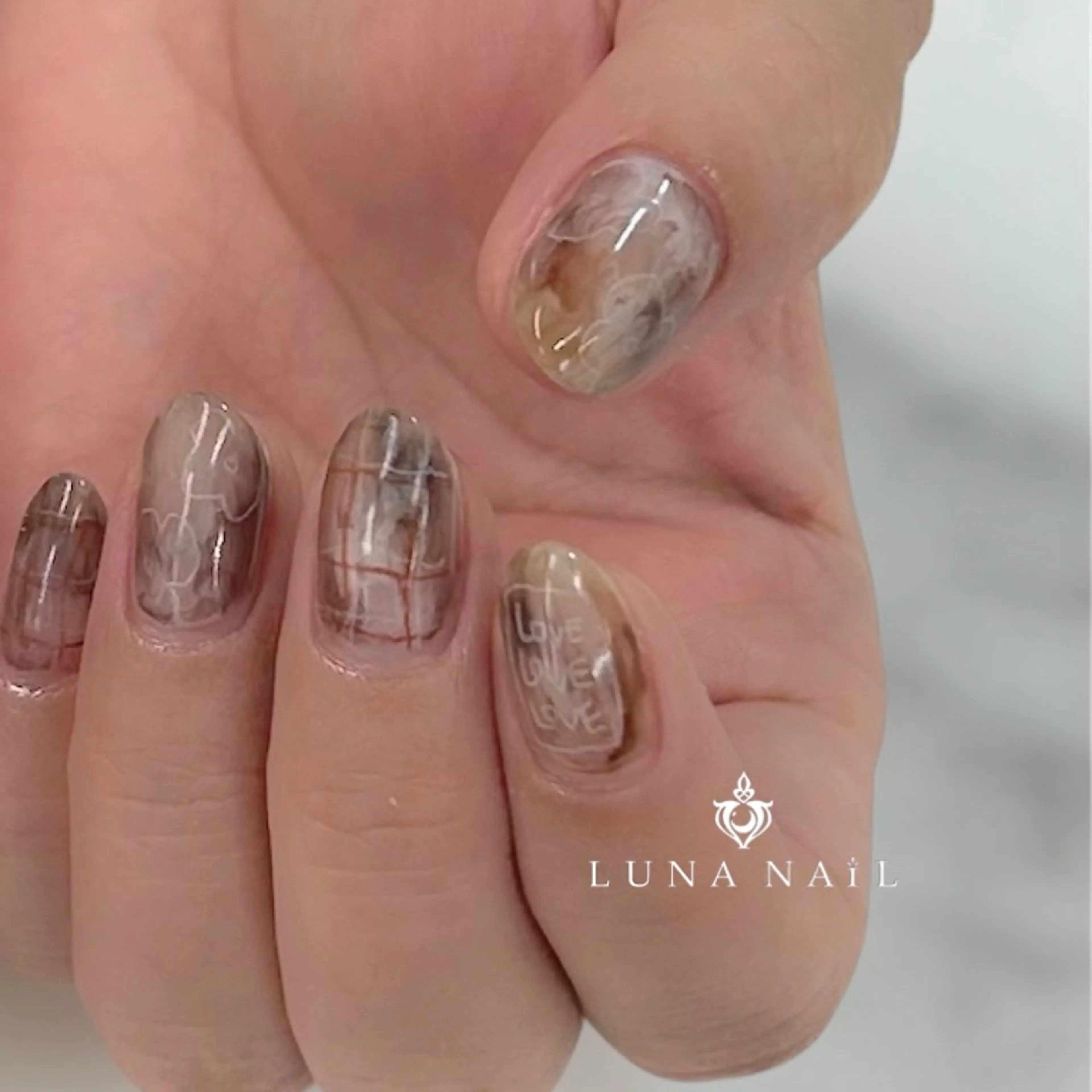 ネイル ハンドネイル アトリエ　ミモザ所属・いまむら あかりのネイルデザイン