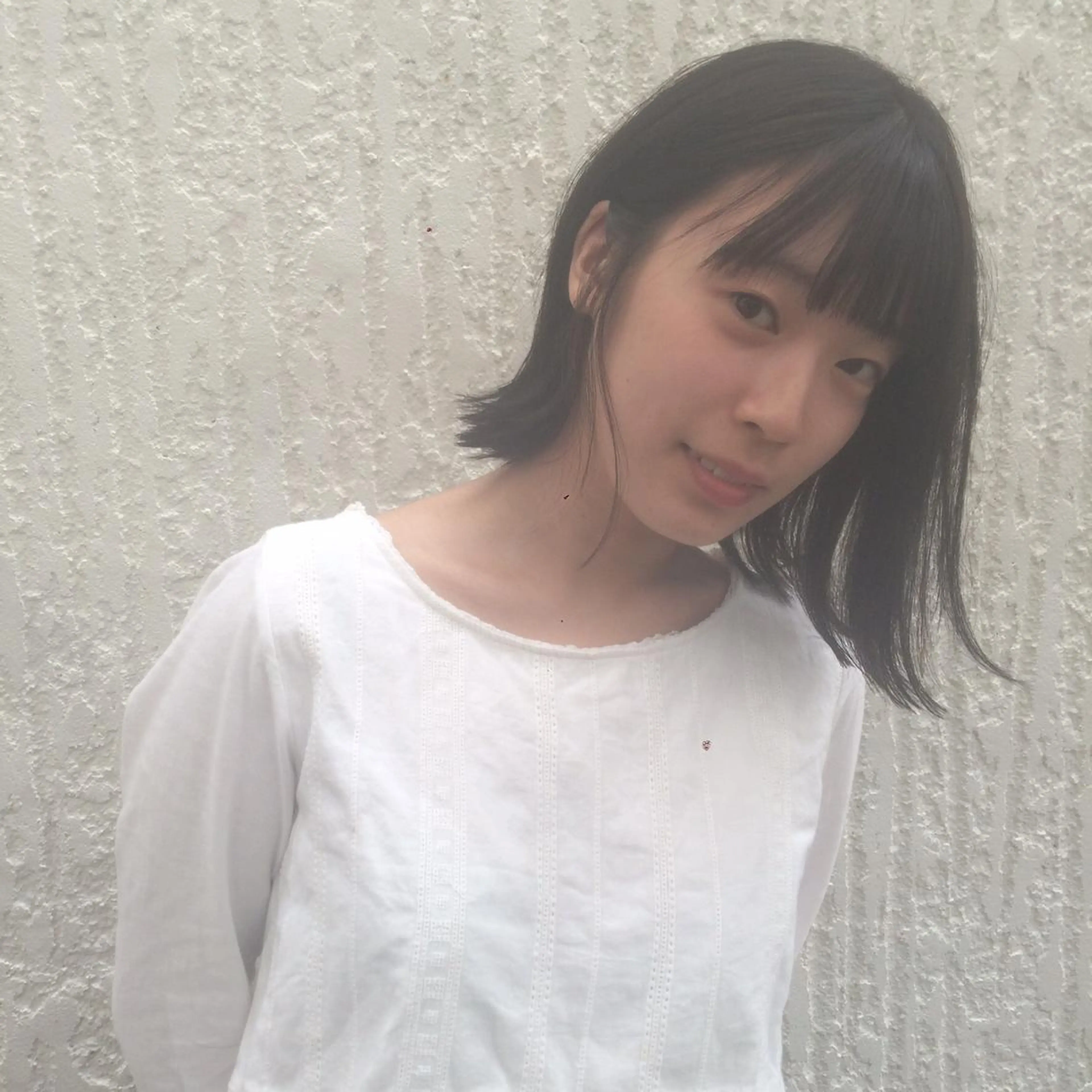 ミディアム ボブ 外ハネヘア DEUCE　ヤマミヤ ヒロキ🌿のヘアスタイル