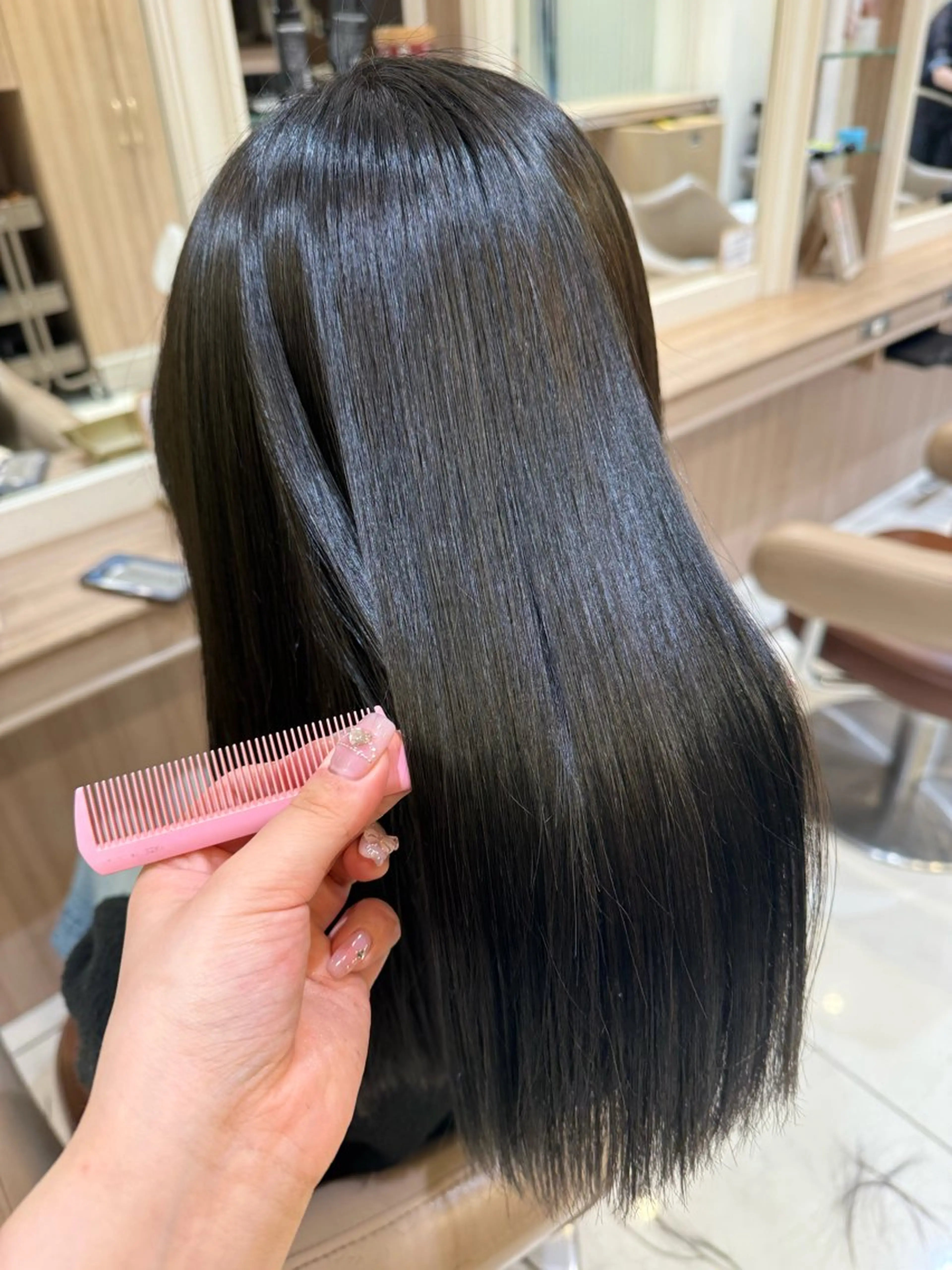 セミロング カラー パーマ カット 縮毛矯正 トリートメント 韓国ヘアメイク🎀/ 縮毛矯正✨山本媛香のヘアスタイル