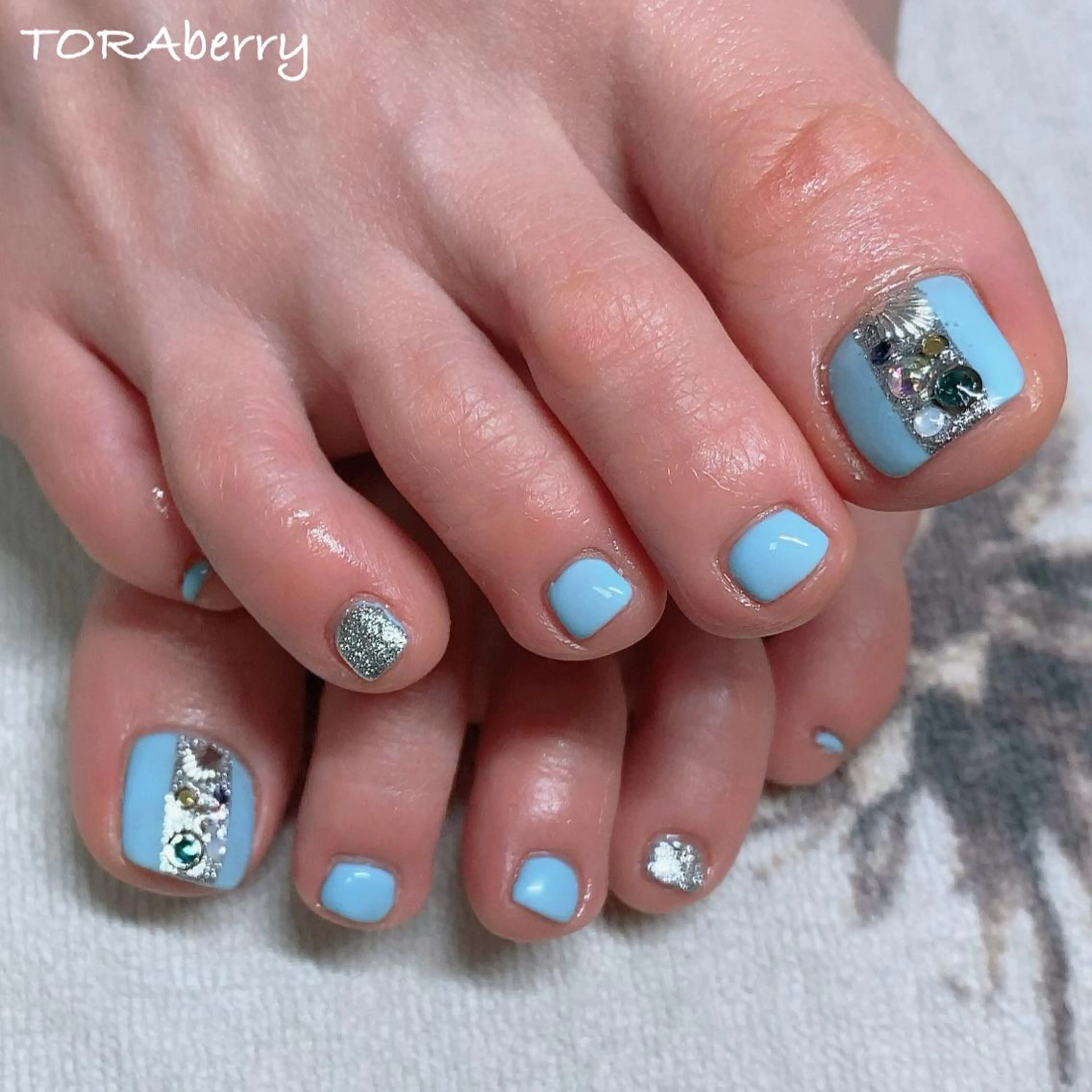 ネイル フットネイル ネイリスト なつみのネイルデザイン