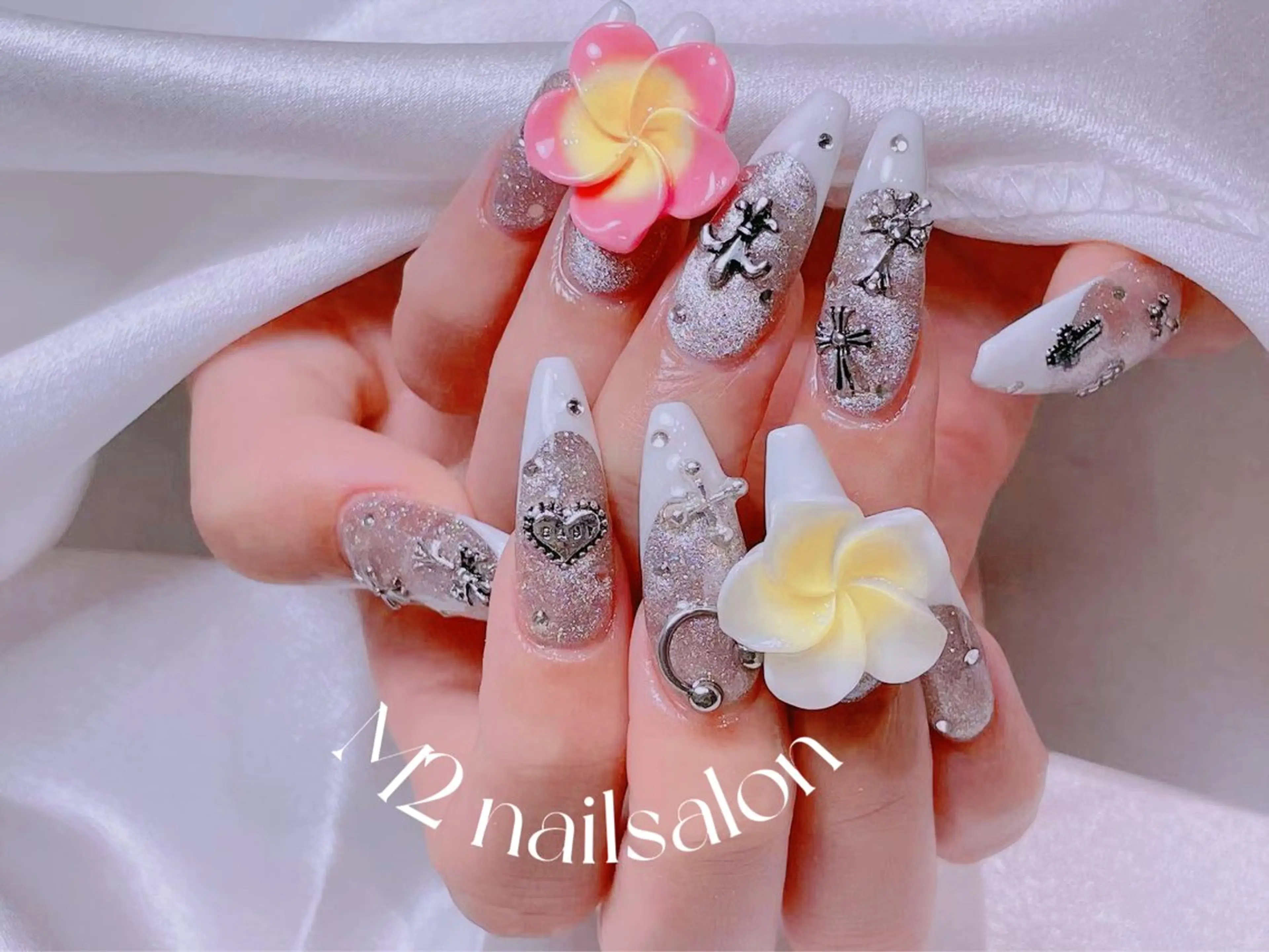 ネイル 長さだし専門店 M2　rikaのネイルデザイン