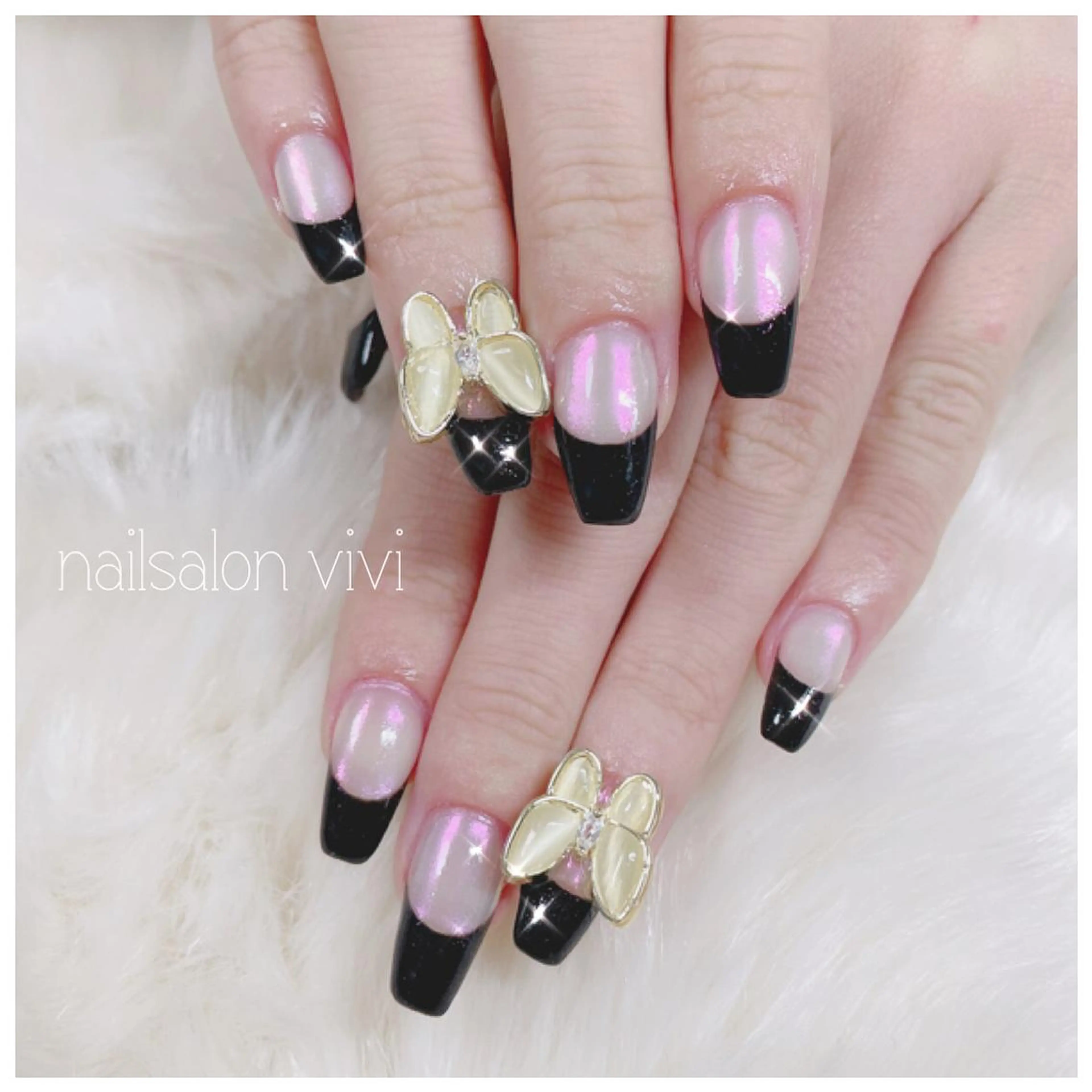 ネイル ＶＩＶＩ nailsalonのネイルデザイン