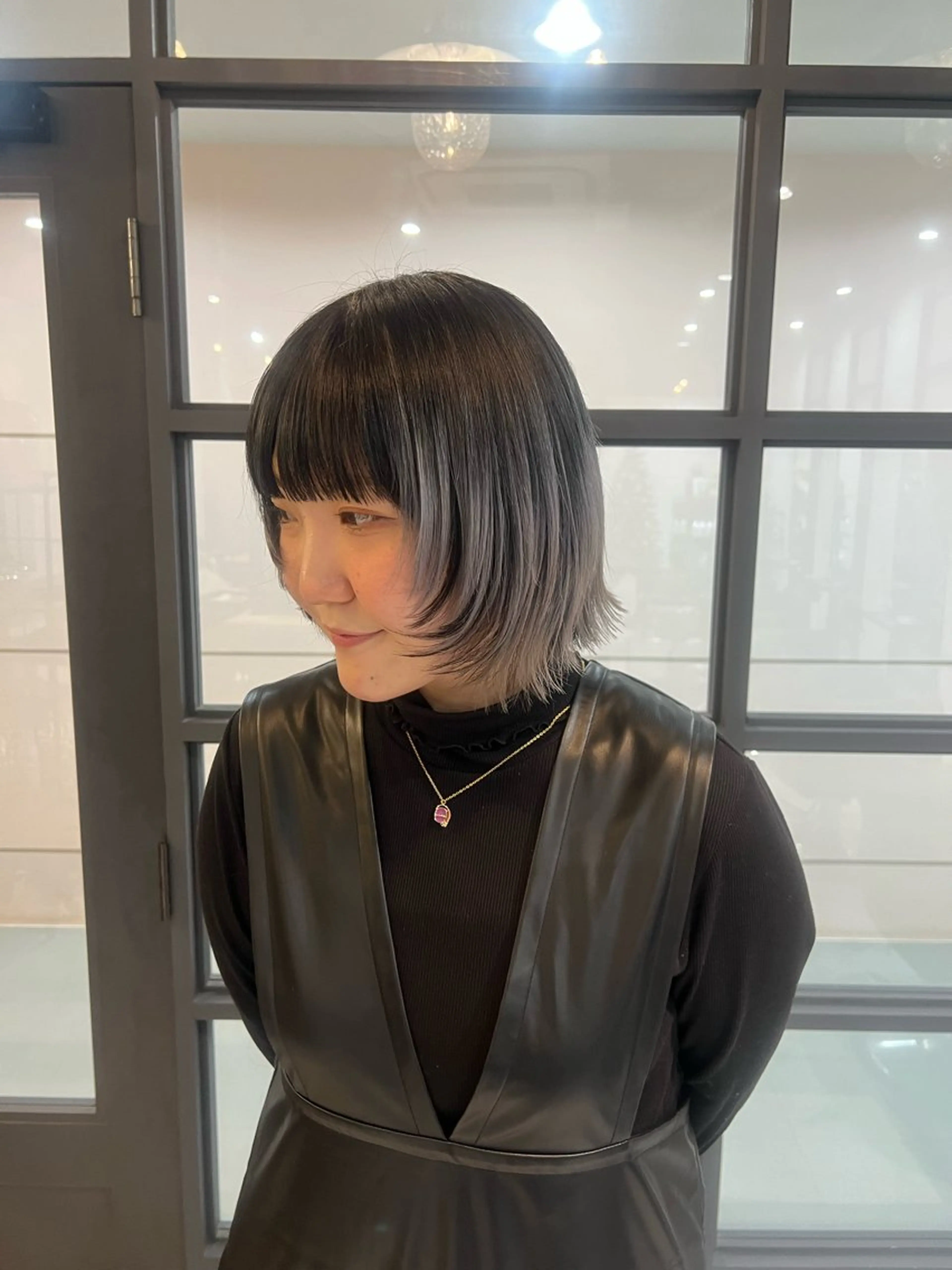 ショート カラー Neale. ユメのヘアスタイル