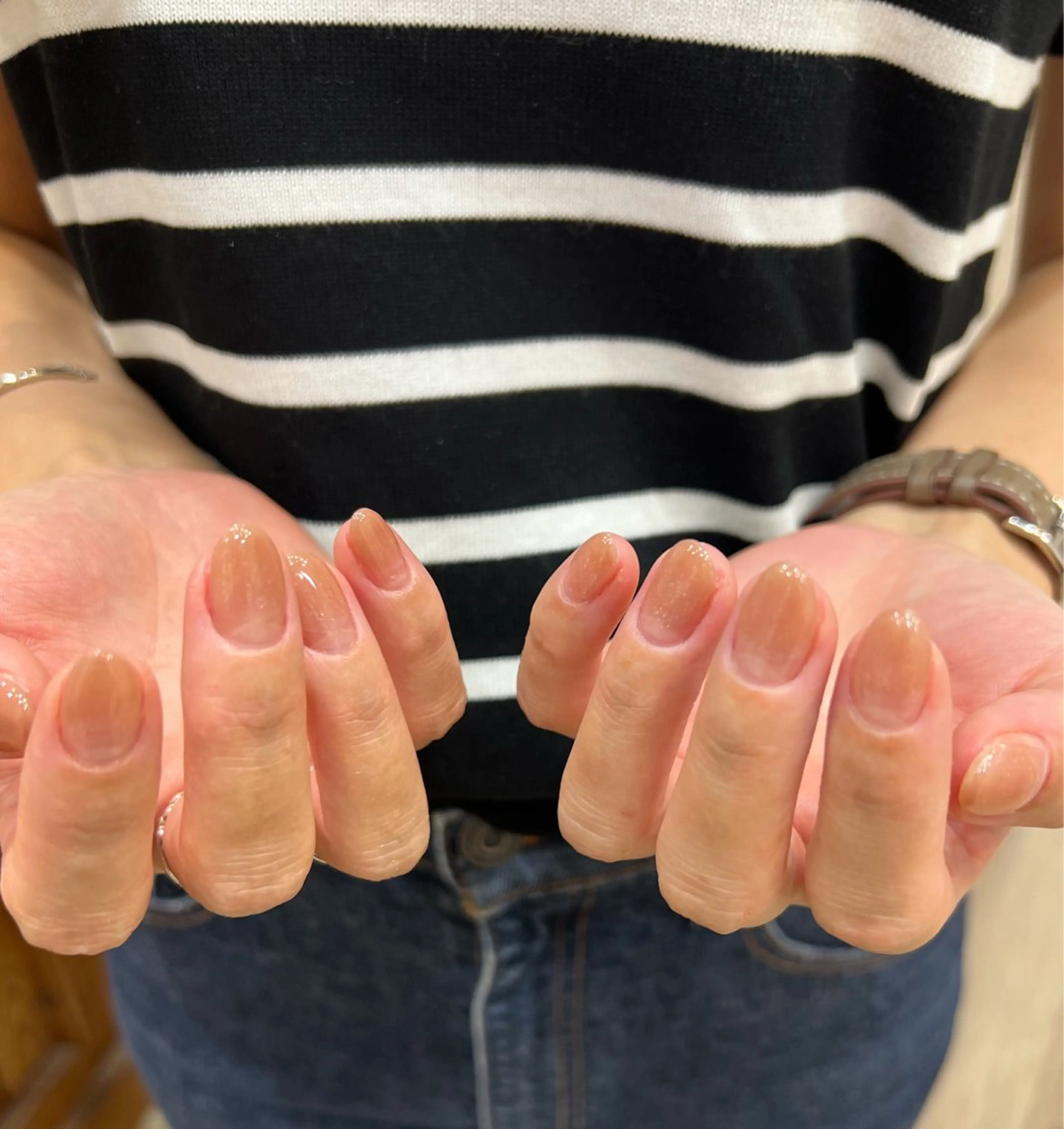 メンズ ネイル ブラウン グラデーション ピンク ハンドネイル ヘアメイクネイリスト 💄💅hidemiのヘアスタイル