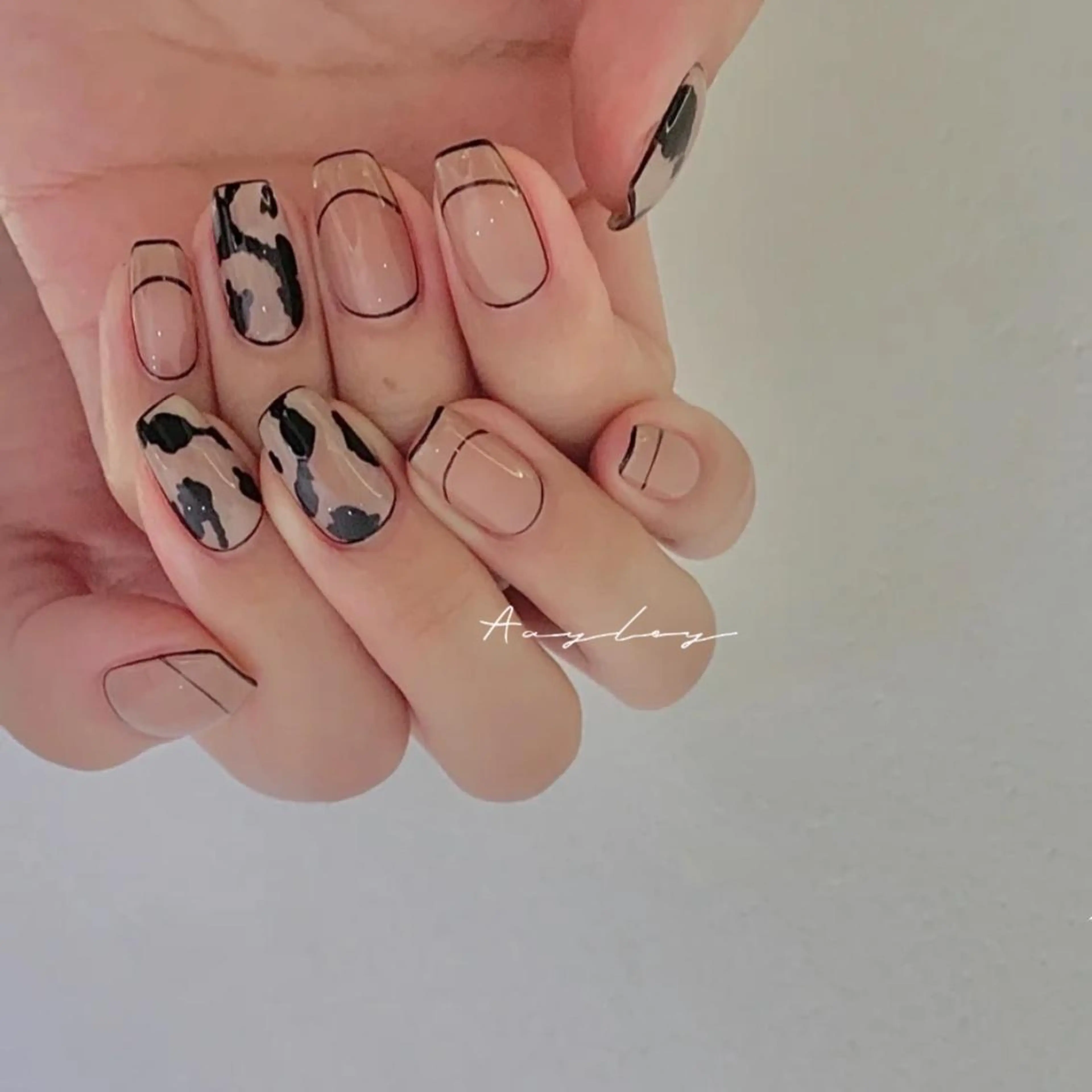 ショート カラー ネイル Aayley(アイリー)Salon所属・Aayley アイリ―サロンのネイルデザイン