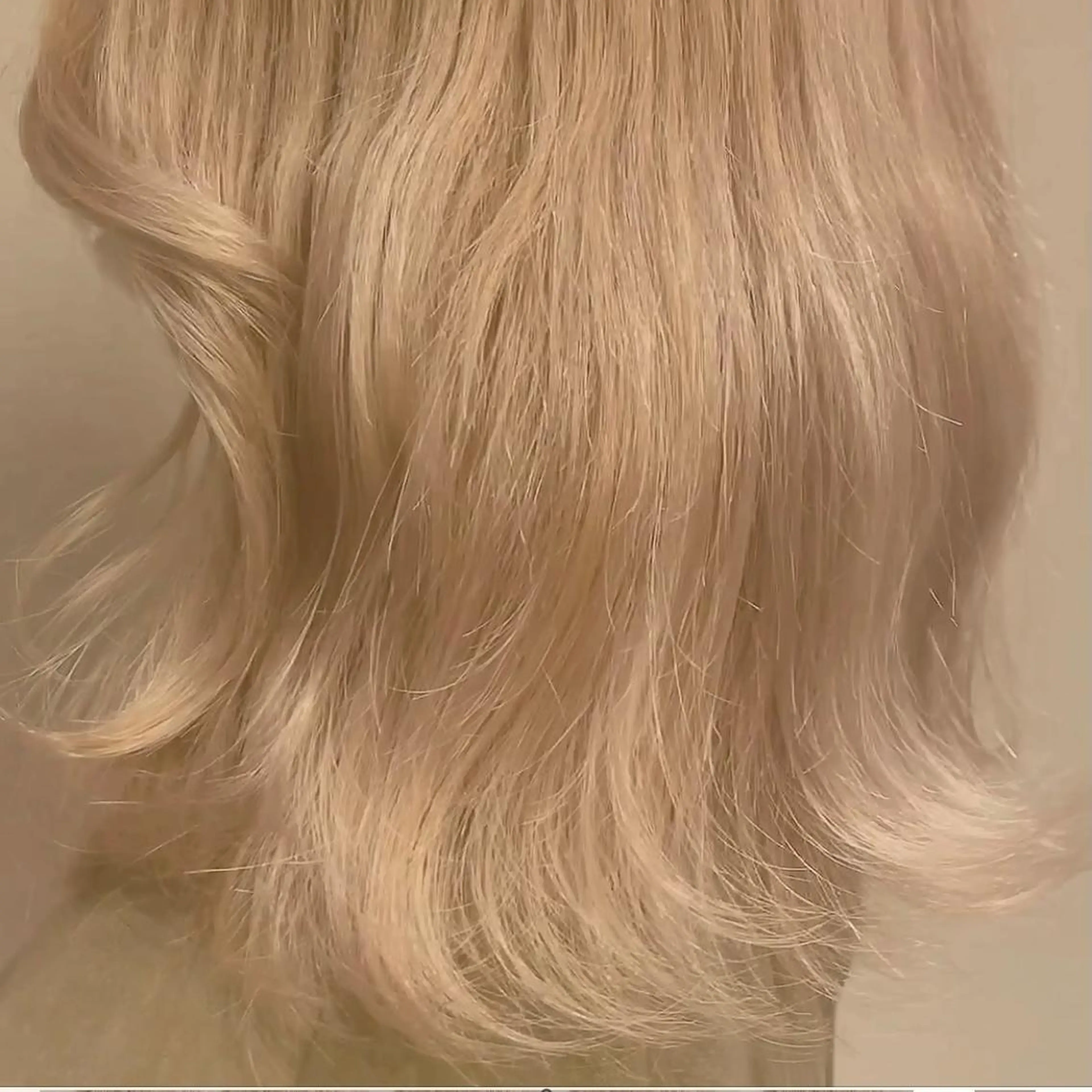 カラー ベージュカラー ミルクティーベージュ INCE HAIR ひらい なつきのヘアスタイル