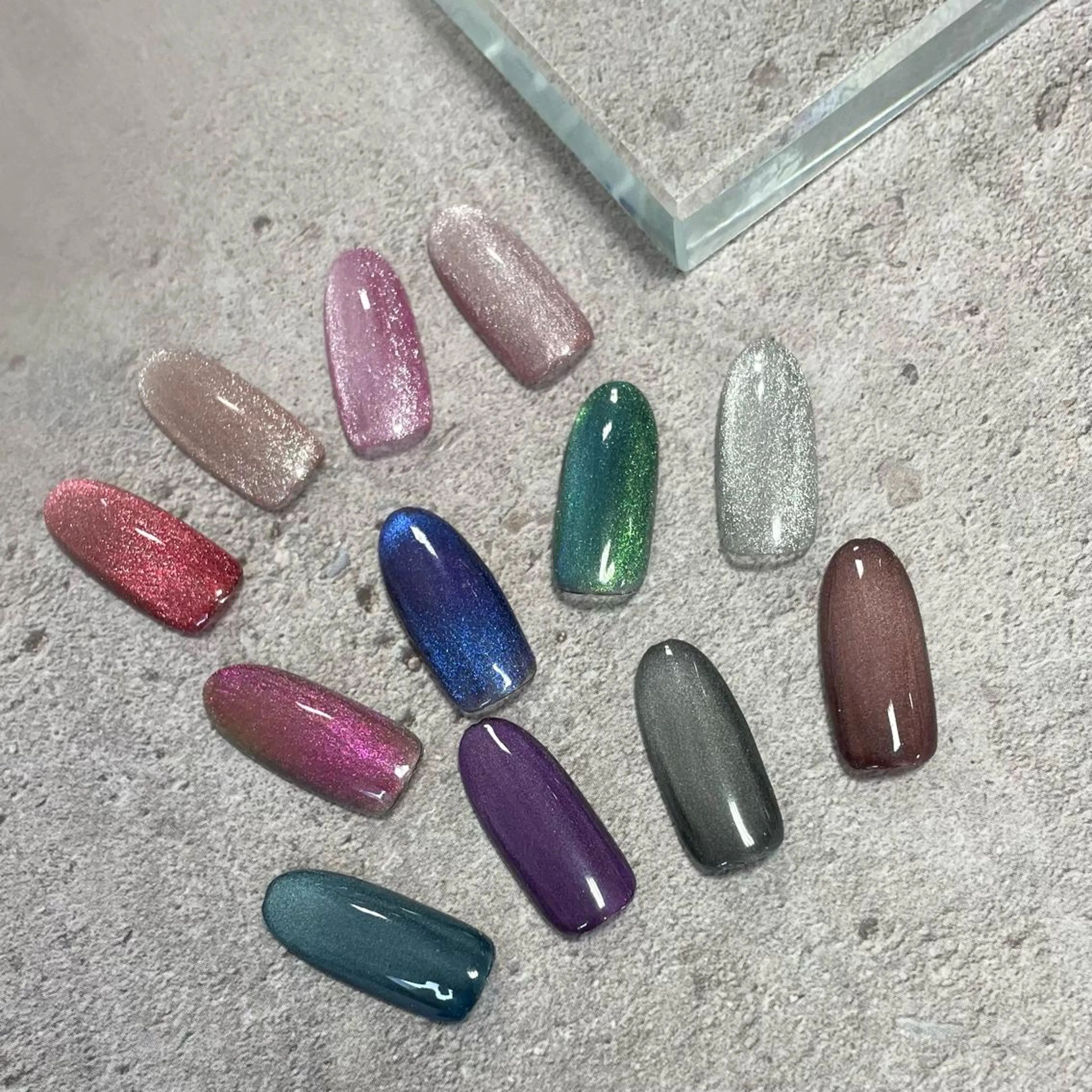 ミディアム Hi!Nails /Shizuka☺︎のネイルデザイン