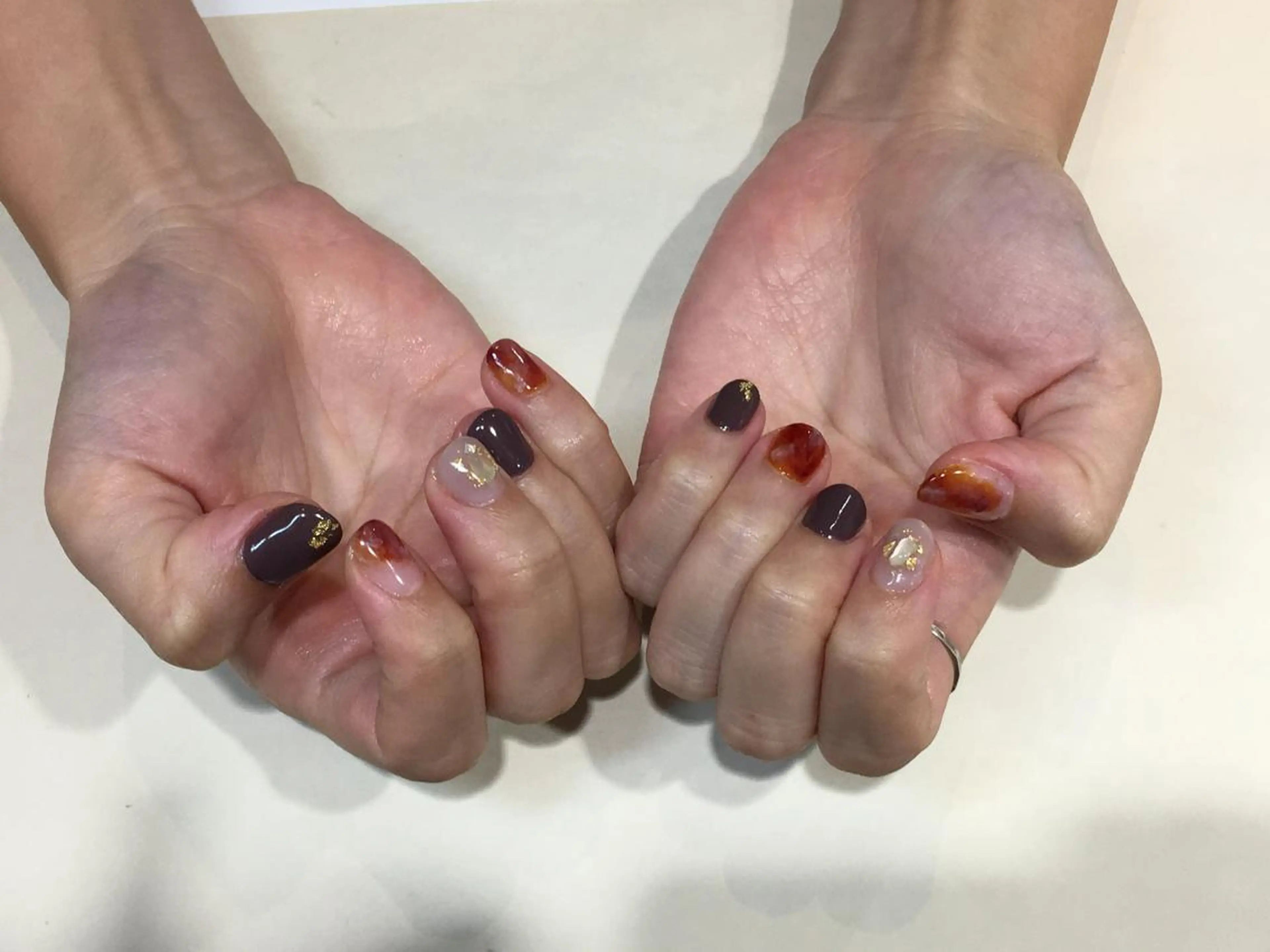 ネイル べっ甲ネイル ニュアンスネイル JurerEye☆ Marikoのネイルデザイン