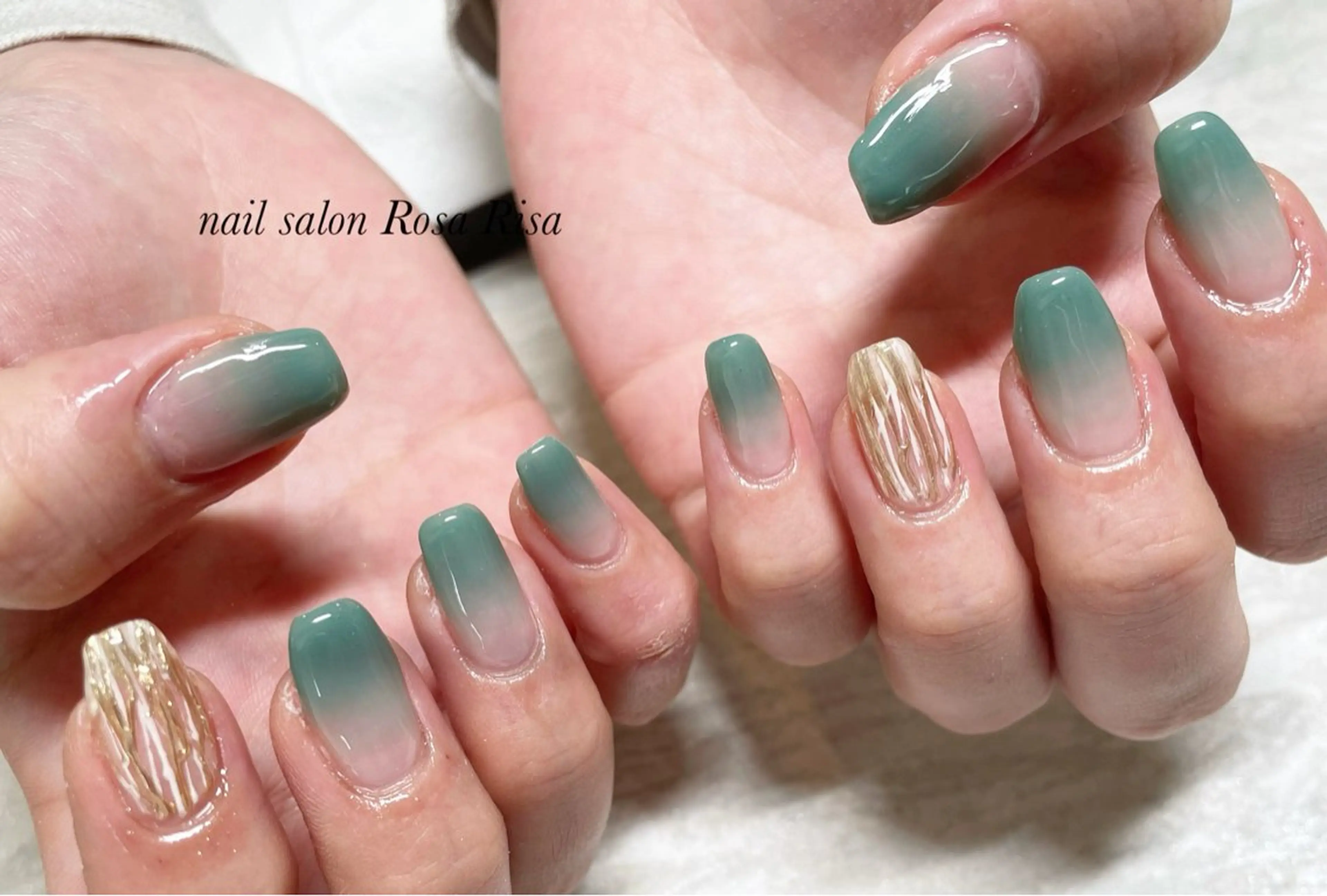ネイル グリーン ハンドネイル ネイルスタジオ シェイクユアハンズのネイルデザイン