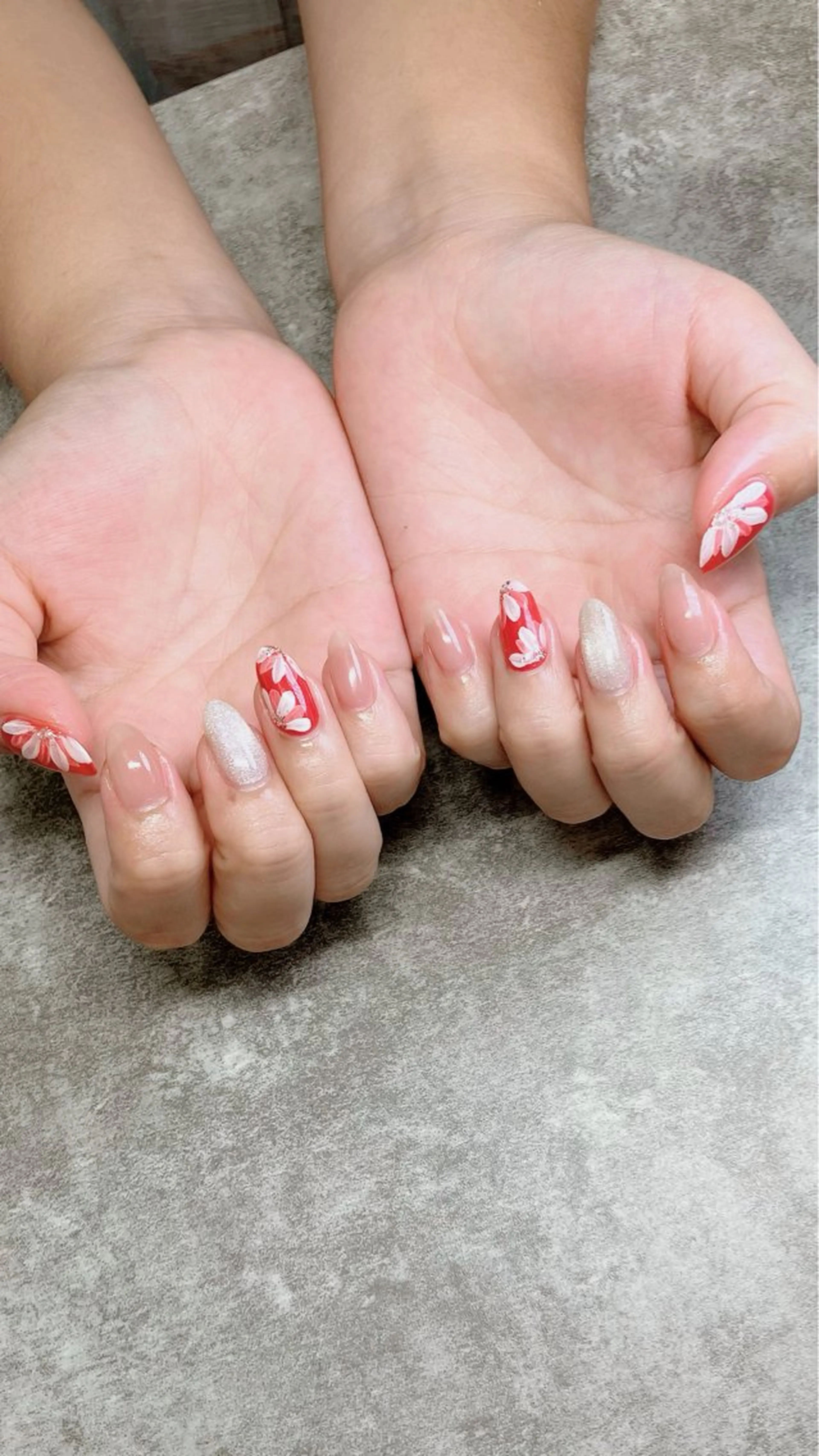 ネイル ハンドネイル ハンドケア haleyume所属・shino🌟 痛ネイルのネイルデザイン