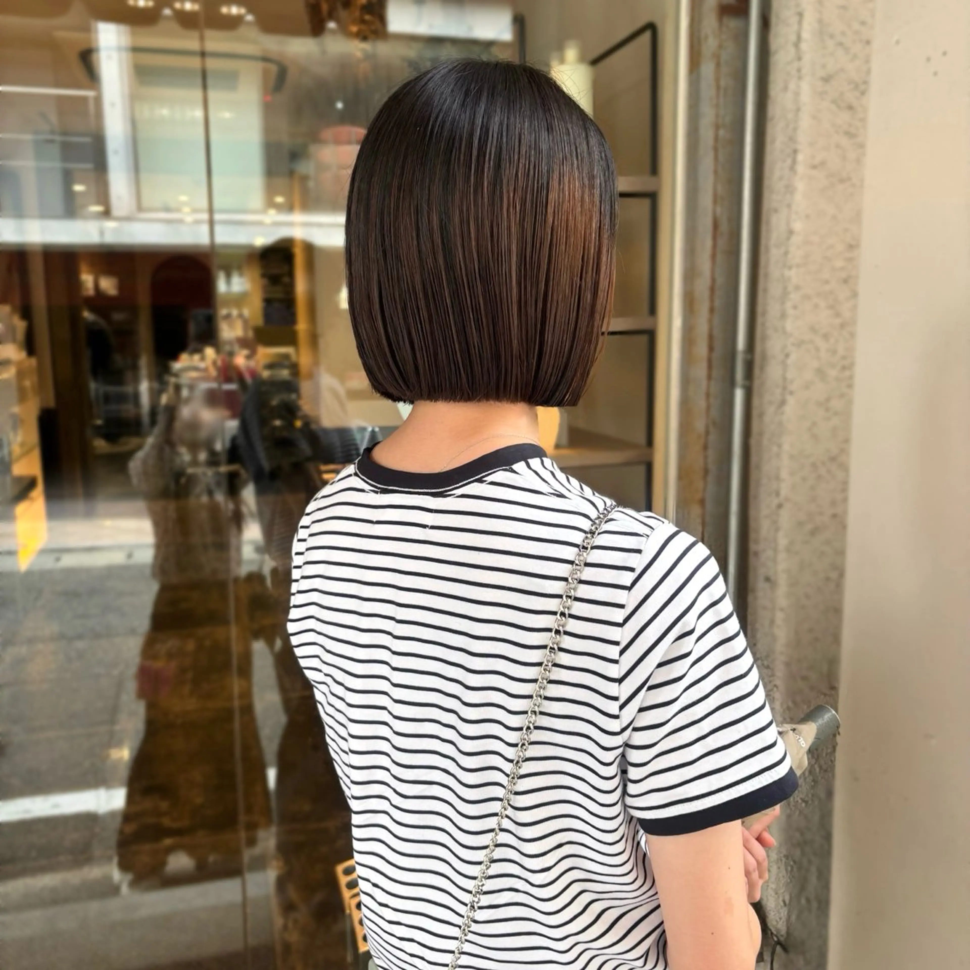 ショート ボブ カット 芦刈 咲来のヘアスタイル